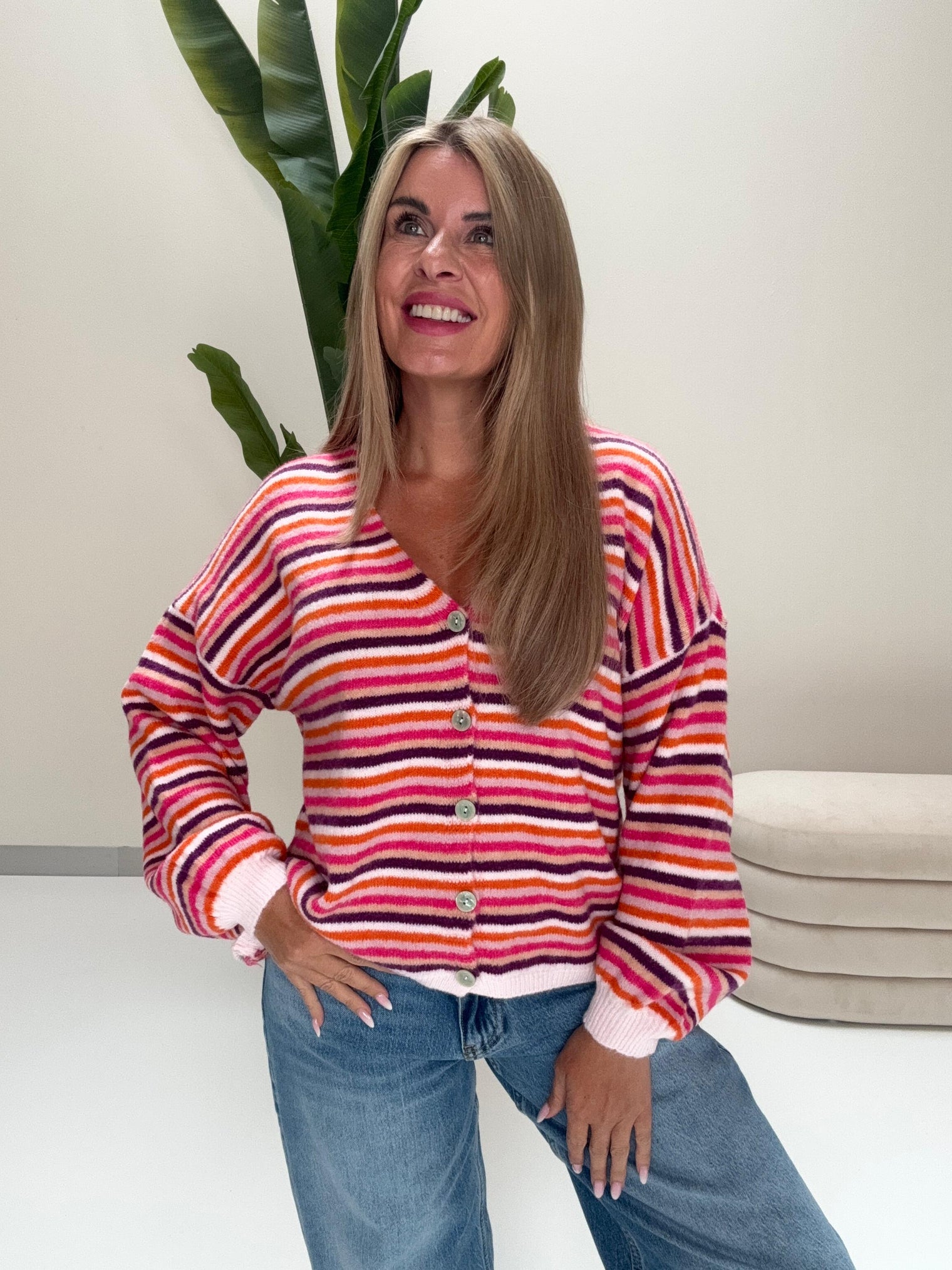 Kuschel Strickjacke mit Knopfleiste pink/orange/pflaume/apricot/weiß