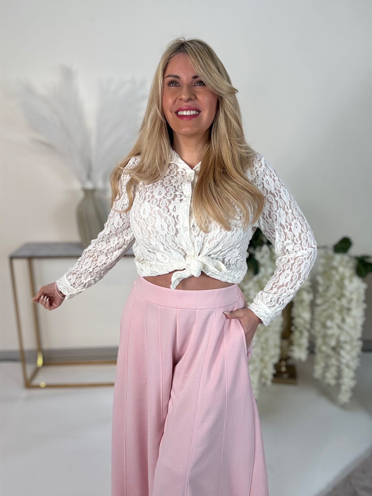 Spitzen Bluse SPRING IS COMING weiß