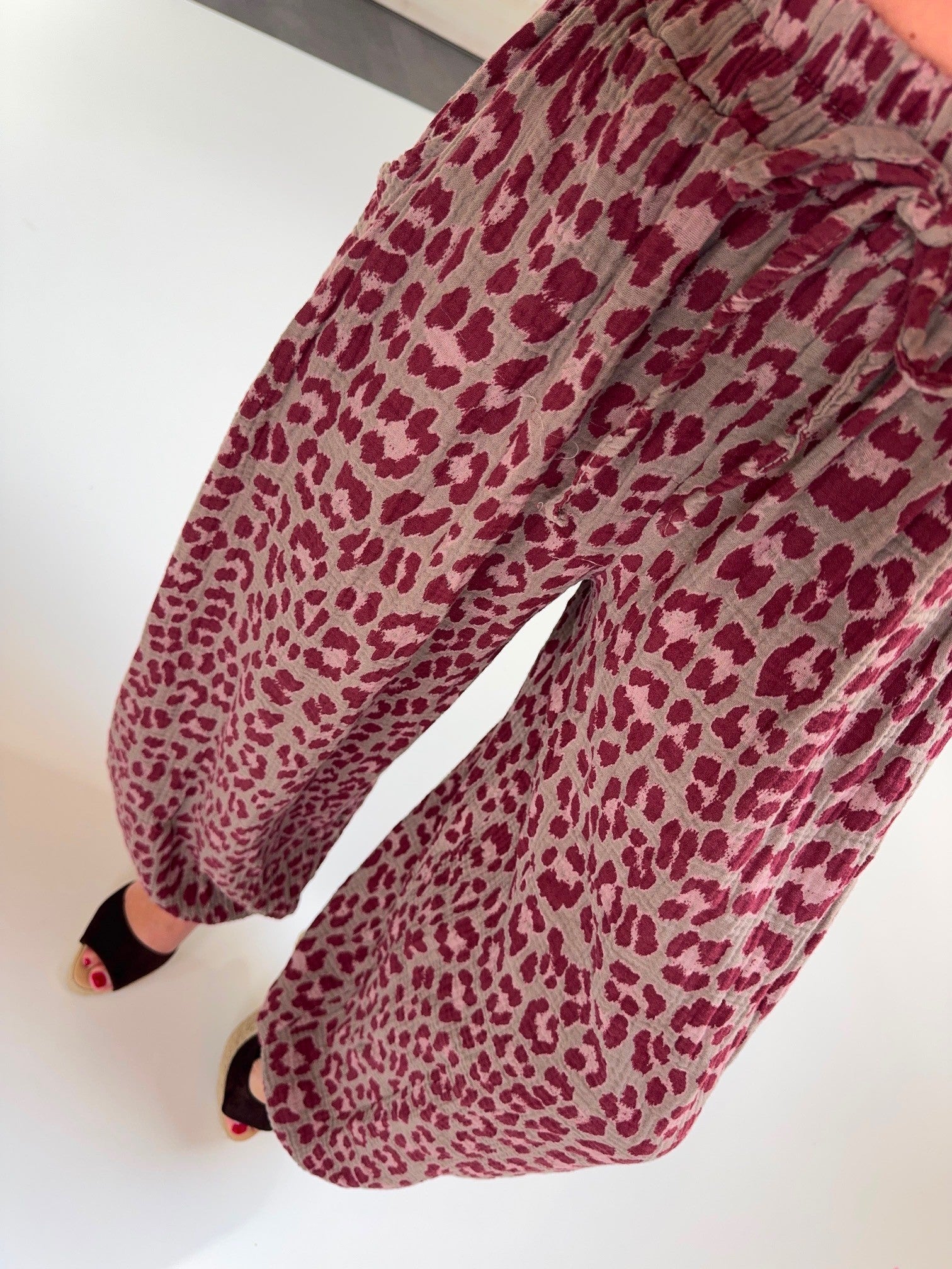 Ballon Hose mit Gummizug an den Bündchen LEO burgundy/taupe
