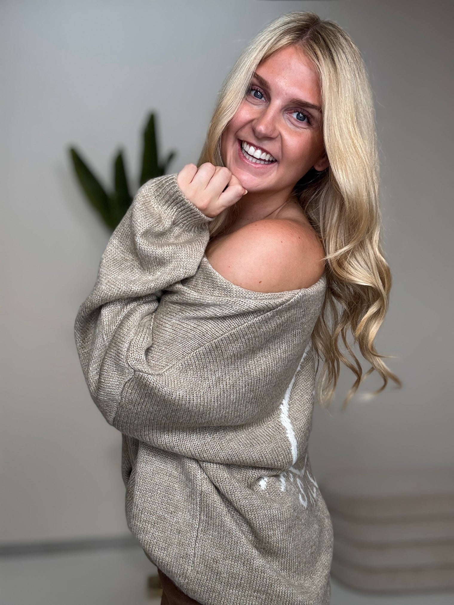 Oversize Strickpullover mit Smiley&Rückenprint beige/creme
