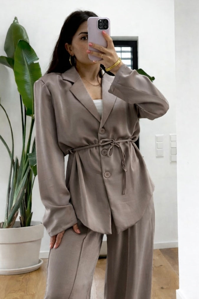 Blazer rosa FEMME FATALE taupe