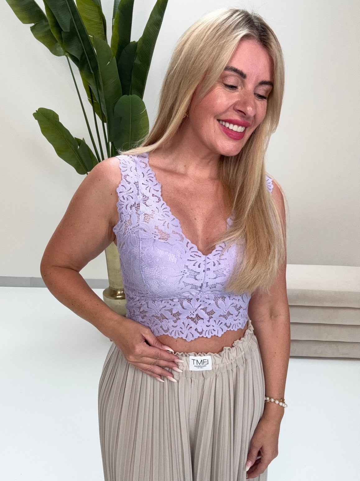 Top mit Spitze LACE LOVE flieder