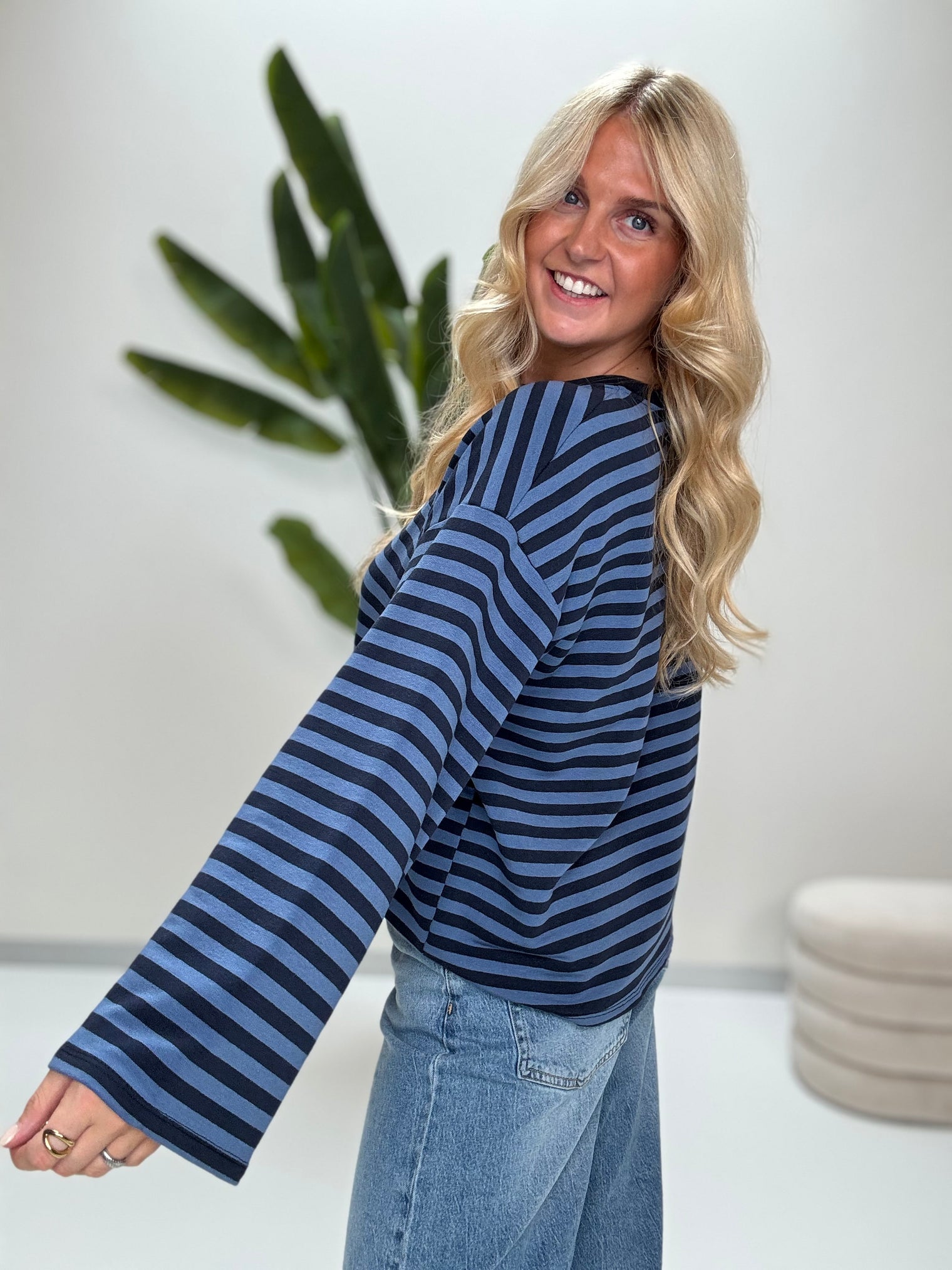 Longsleeve mit leicht ausgestelltem Ärmel STRIPES hell-/dunkelblau