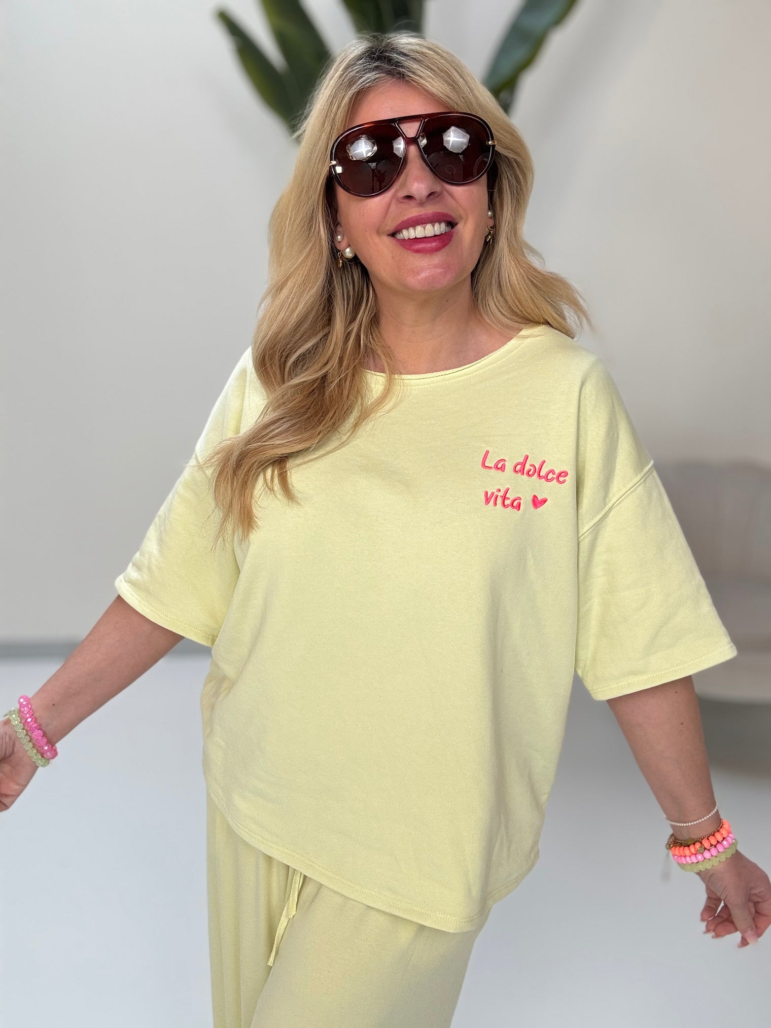 Sweatshirt kurzarm mit Rückenprint La Dolce Vita gelb