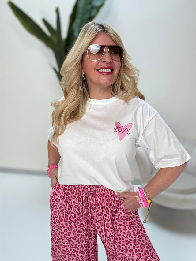 Statement Shirt weiß XOXO mit kleinem Herz