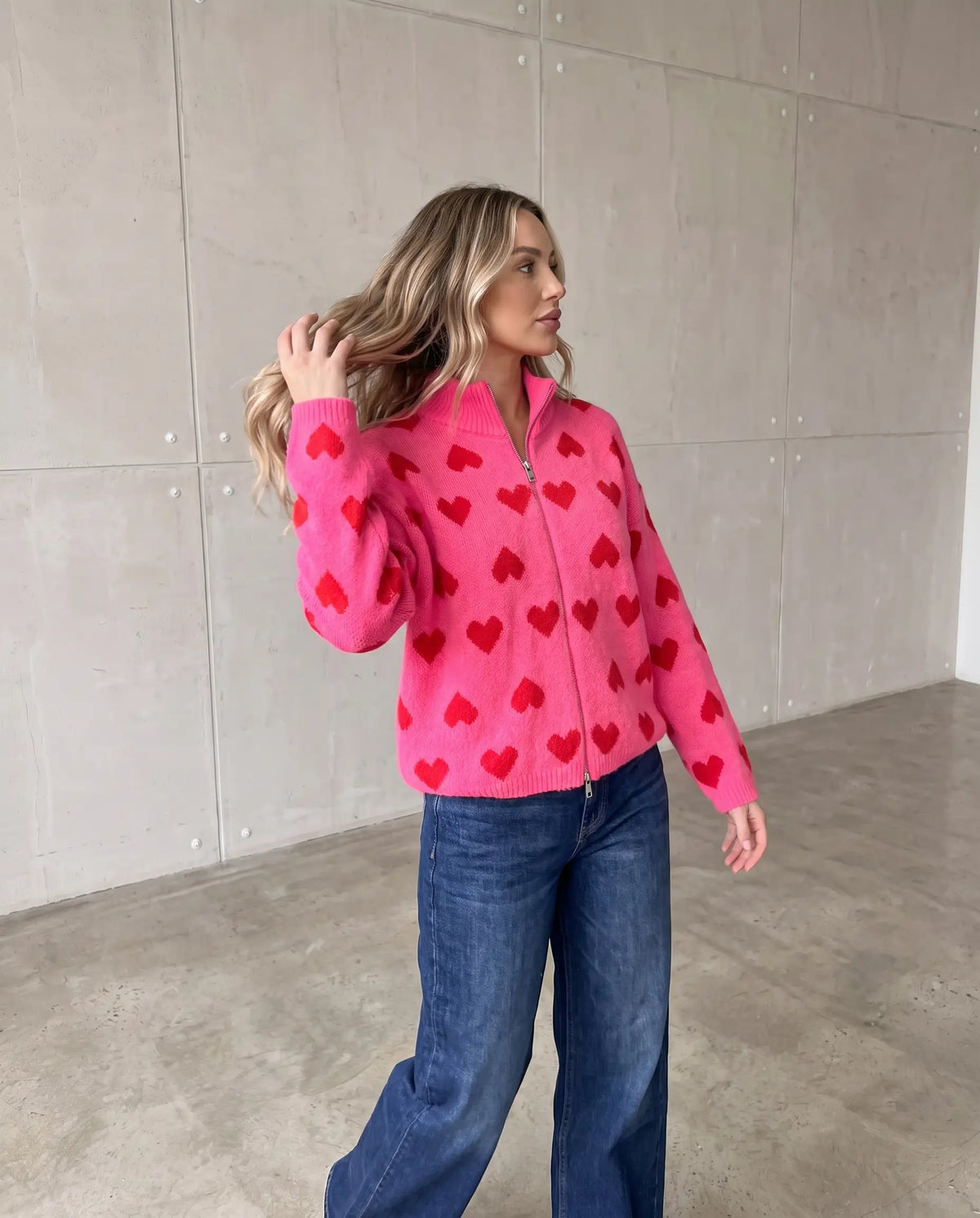 Zipper Strickjacke mit Herzchen pink/rot