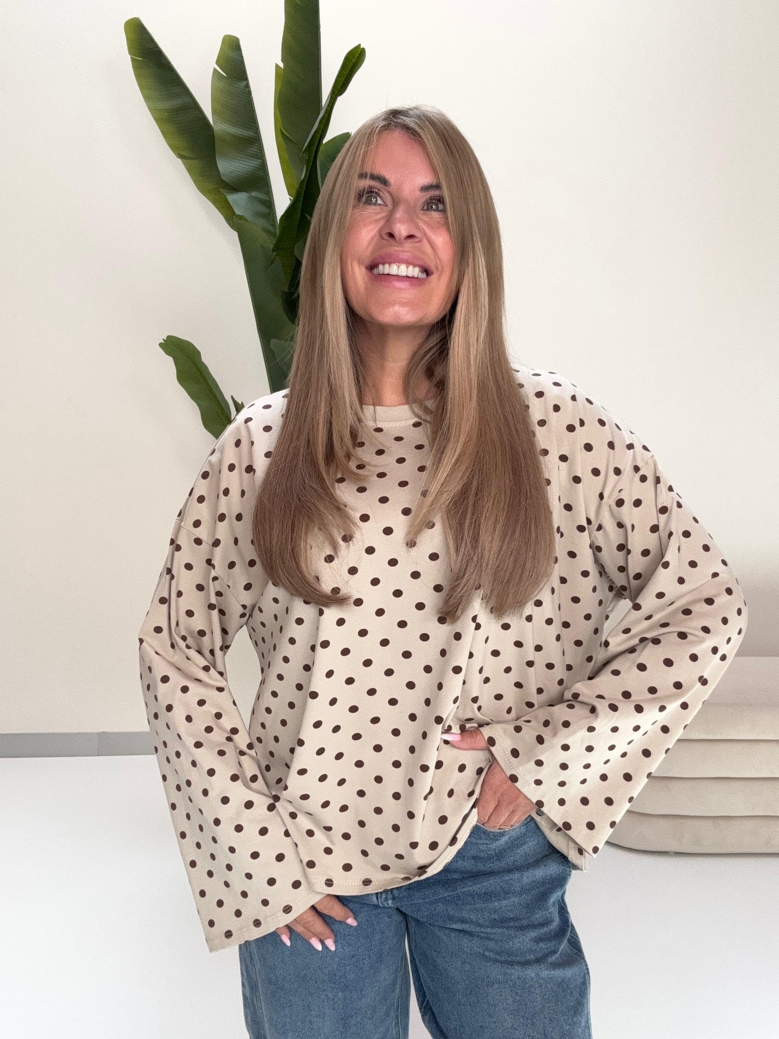 Longsleeve DOTS mit leicht ausgestelltem Ärmel beige