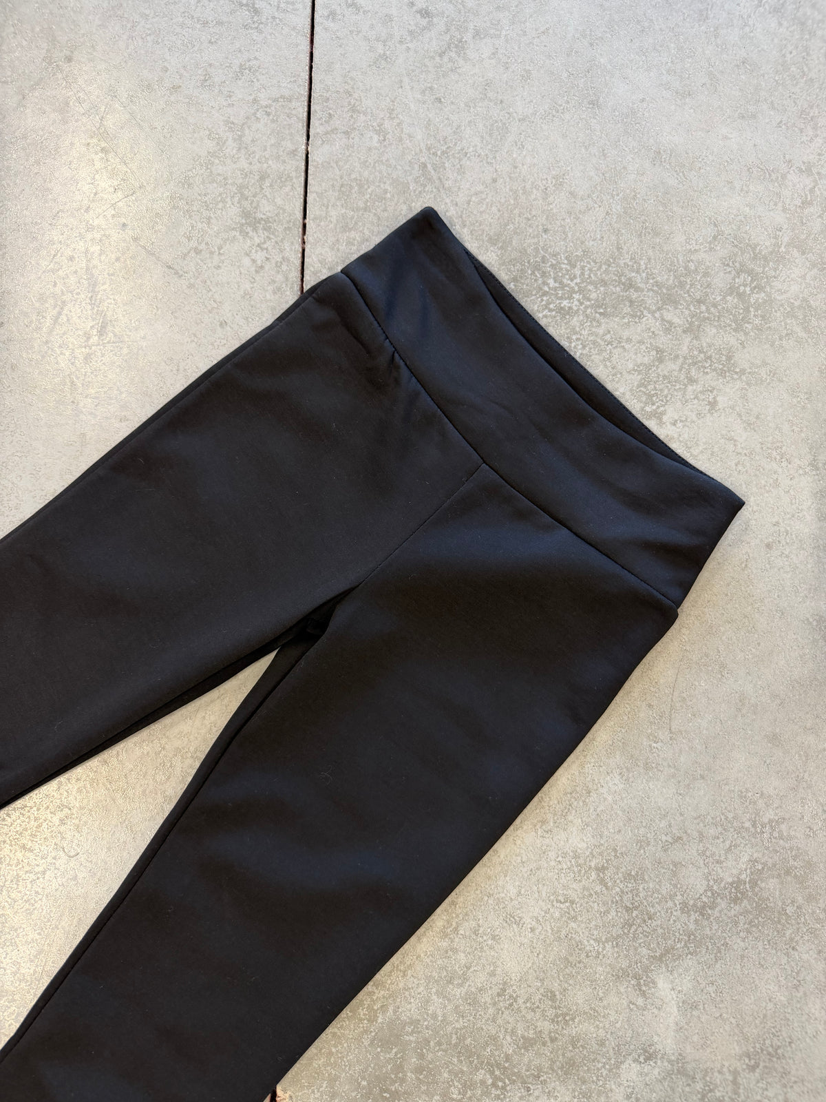 Butterstoff Bootcut Leggings mit ausgestelltem Bein schwarz