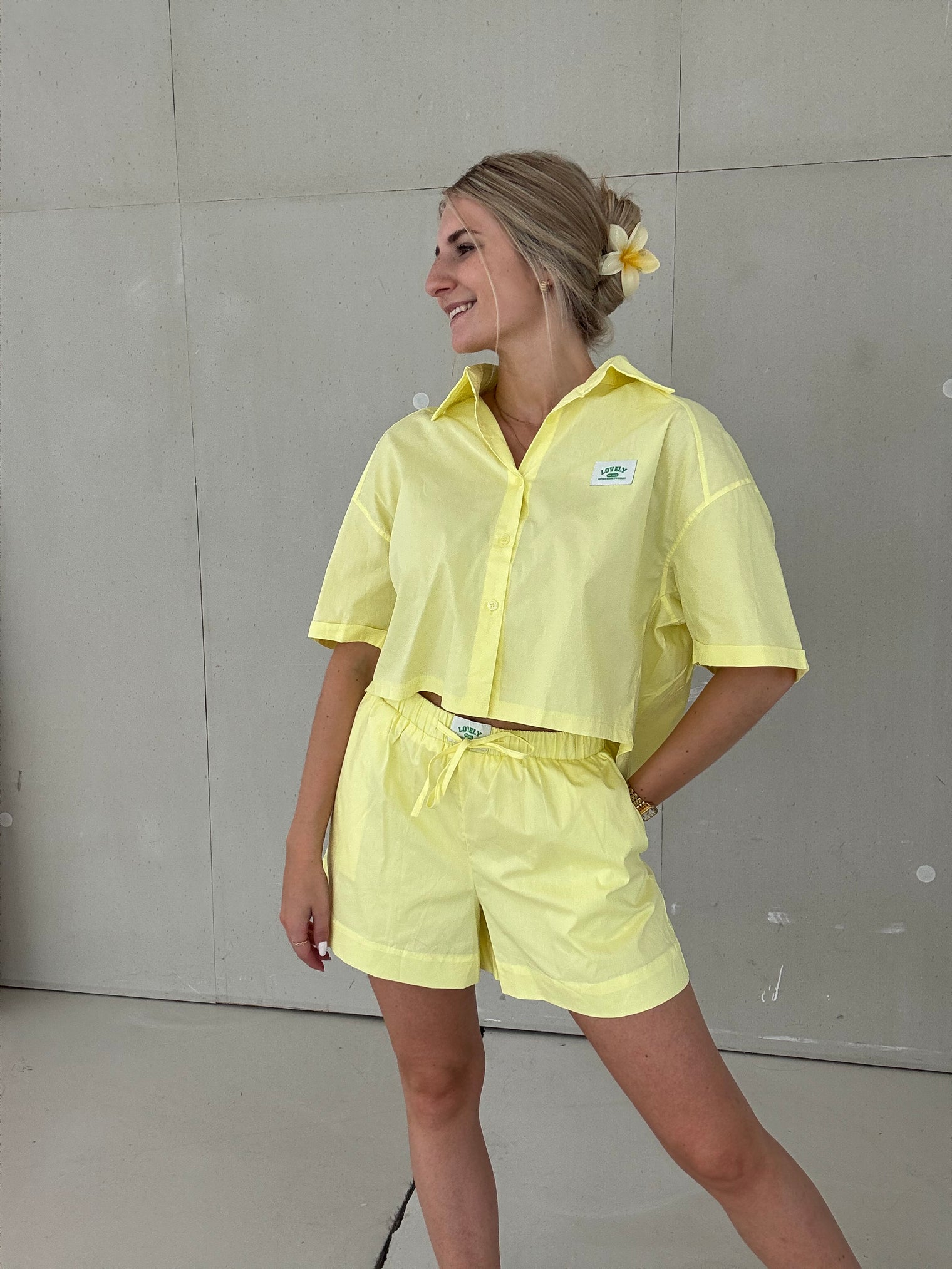 Bluse kurzarm soft yellow LOVELY