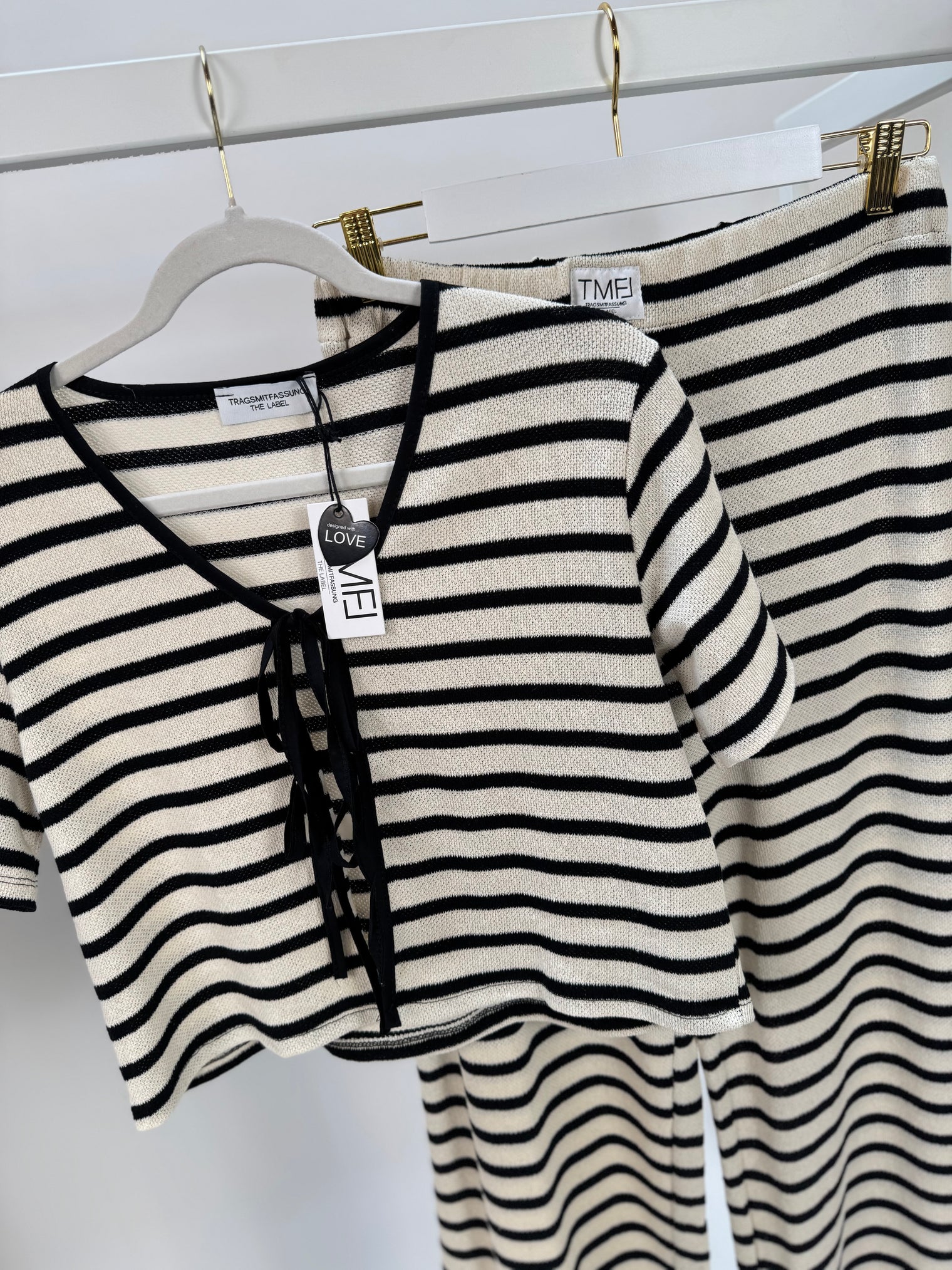 Shirt zum binden CREME/ SCHWARZ