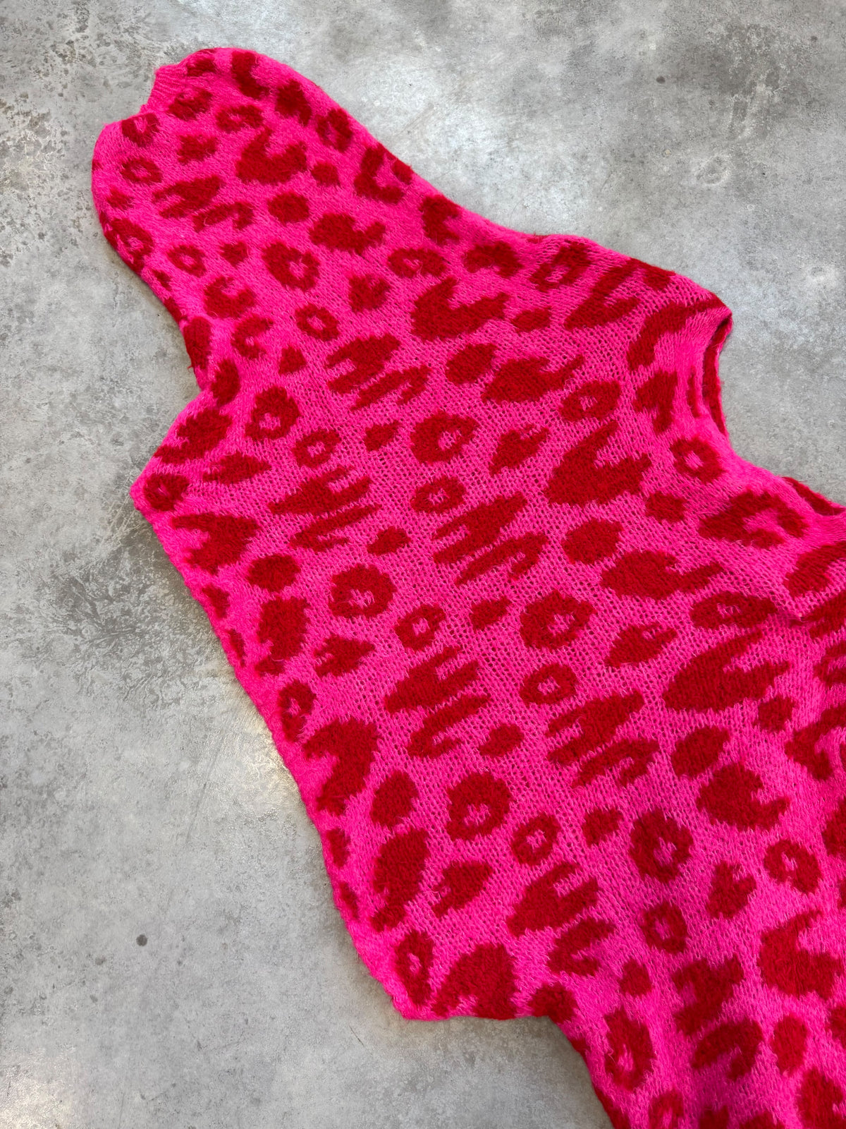 Fledermauspullover im LEO Style pink/rot