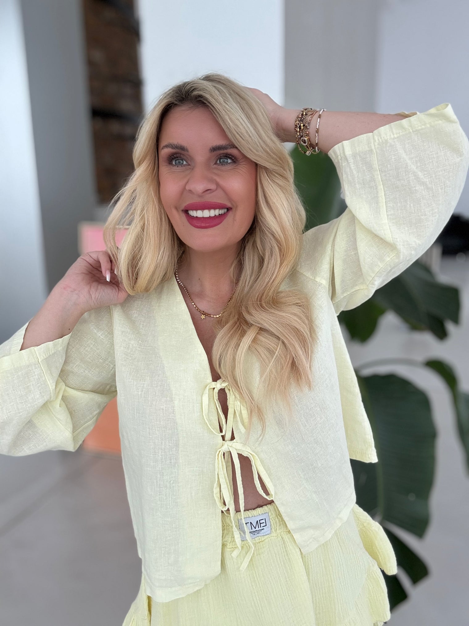 Leinen Bluse langarm BUTTERMILK LEMON mit Schleifchen