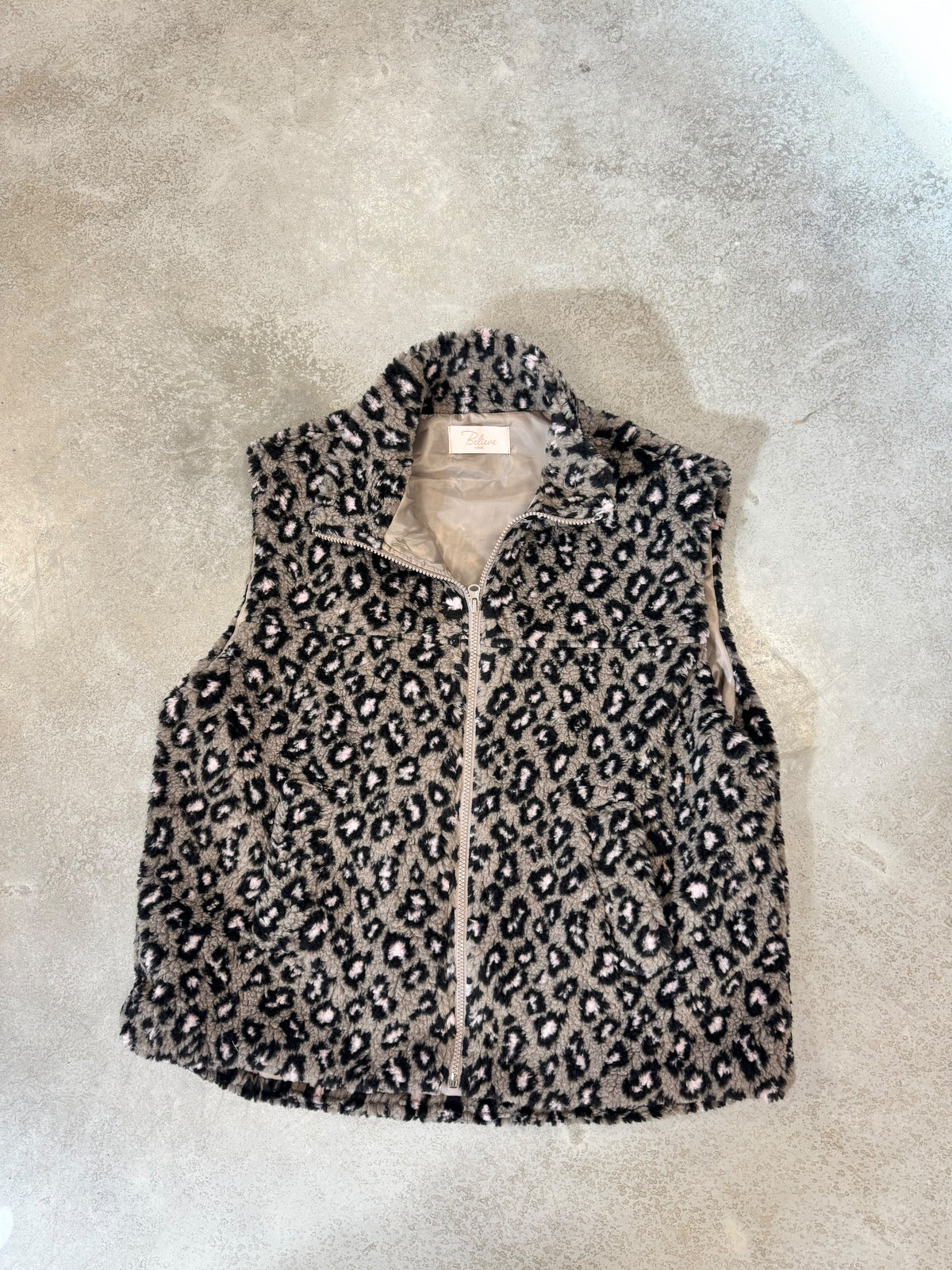 LEO Teddy Weste taupe/schwarz/hellrosa