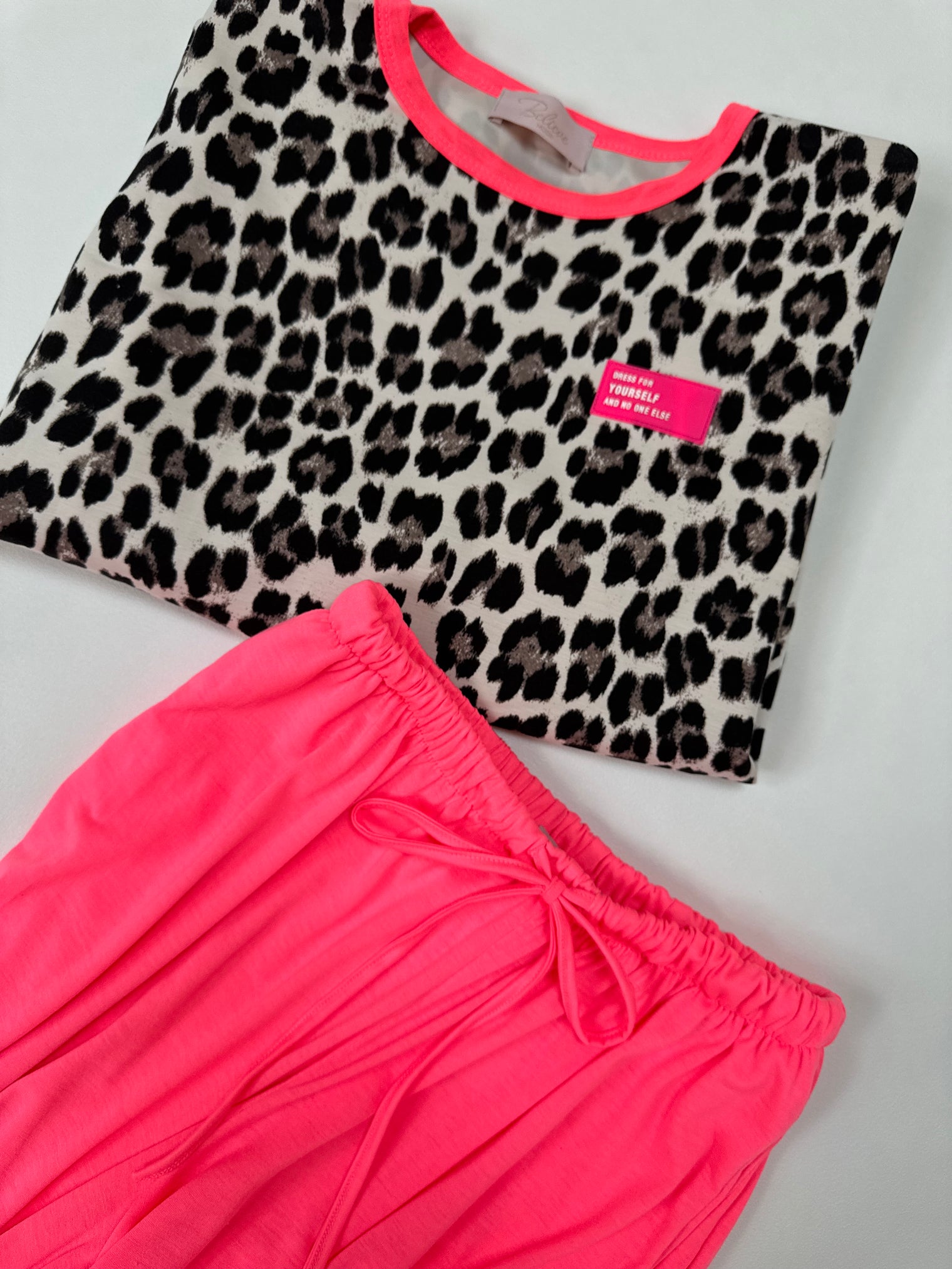 Hose FEELS LIKE BUTTER hot pink