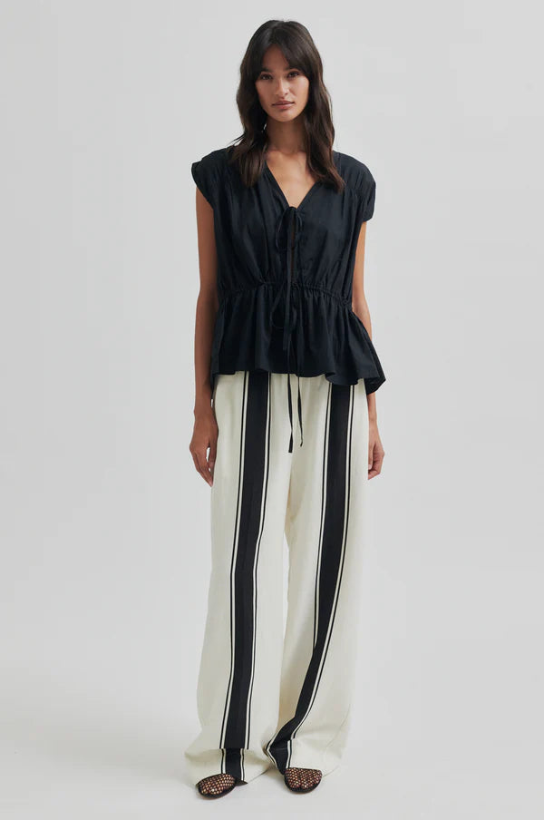 Second Female Lie Trousers