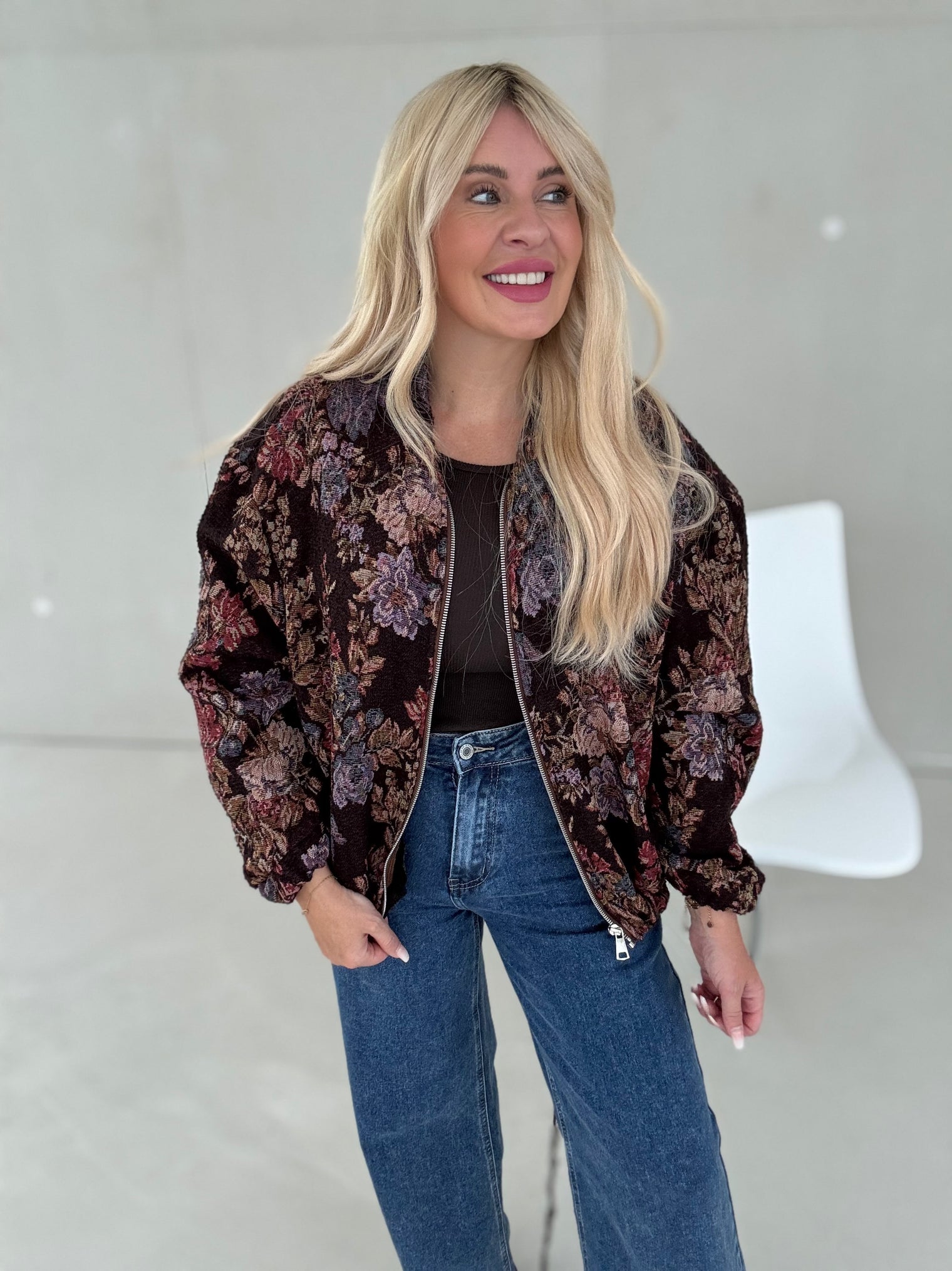 Bomberjacke ROMANTIC FLOWER GARDEN dark brown