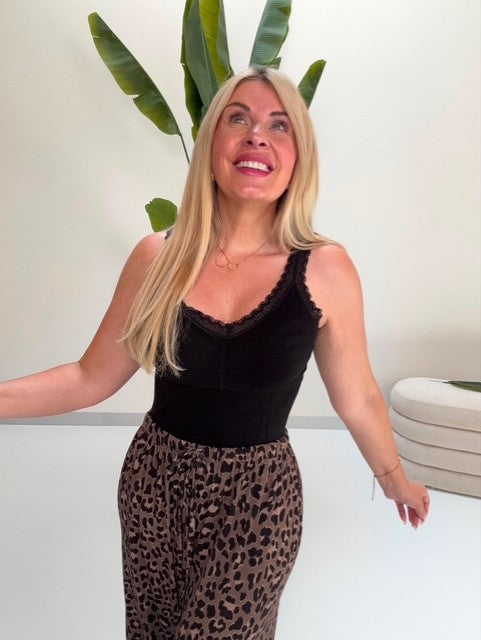 Basic Top mit Spitze EVERYDAY`S FAVORITE schwarz