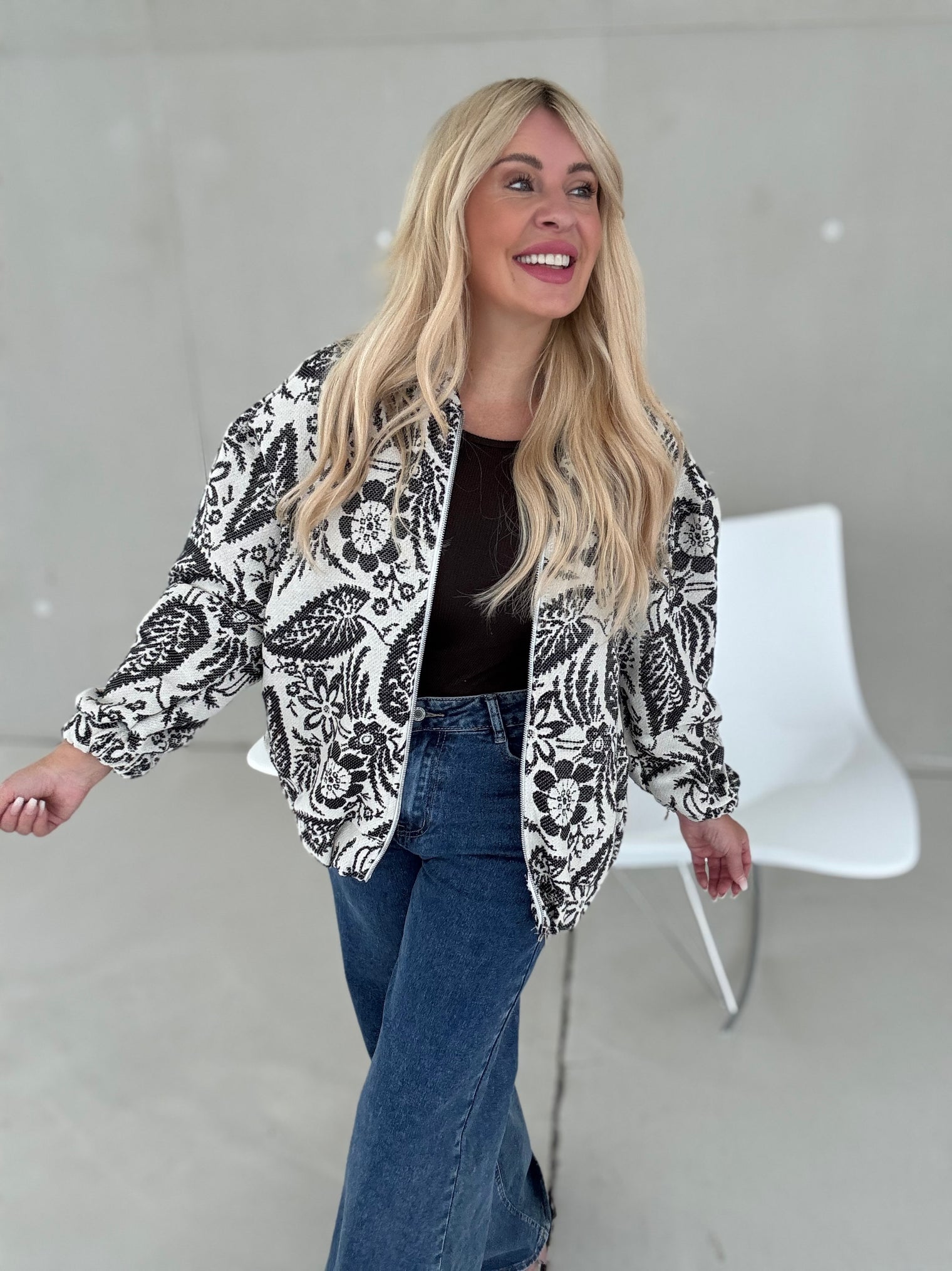 Bomberjacke FLOWER BOMB schwarz