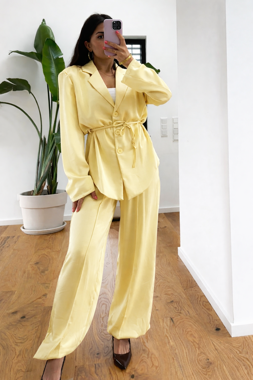 Silky Hose Femme Fatale gelb