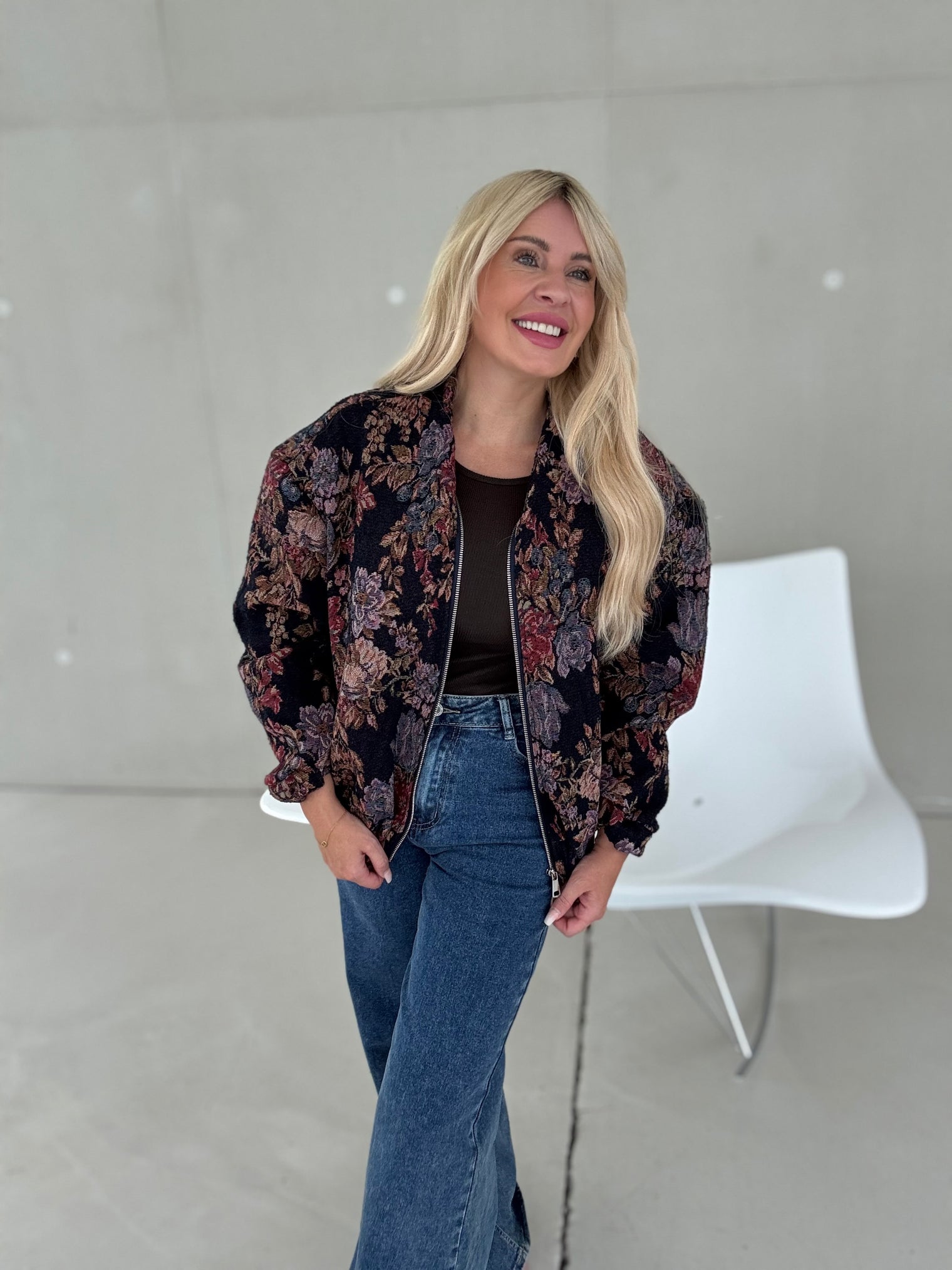 Bomberjacke ROMANTIC FLOWER GARDEN dark blue