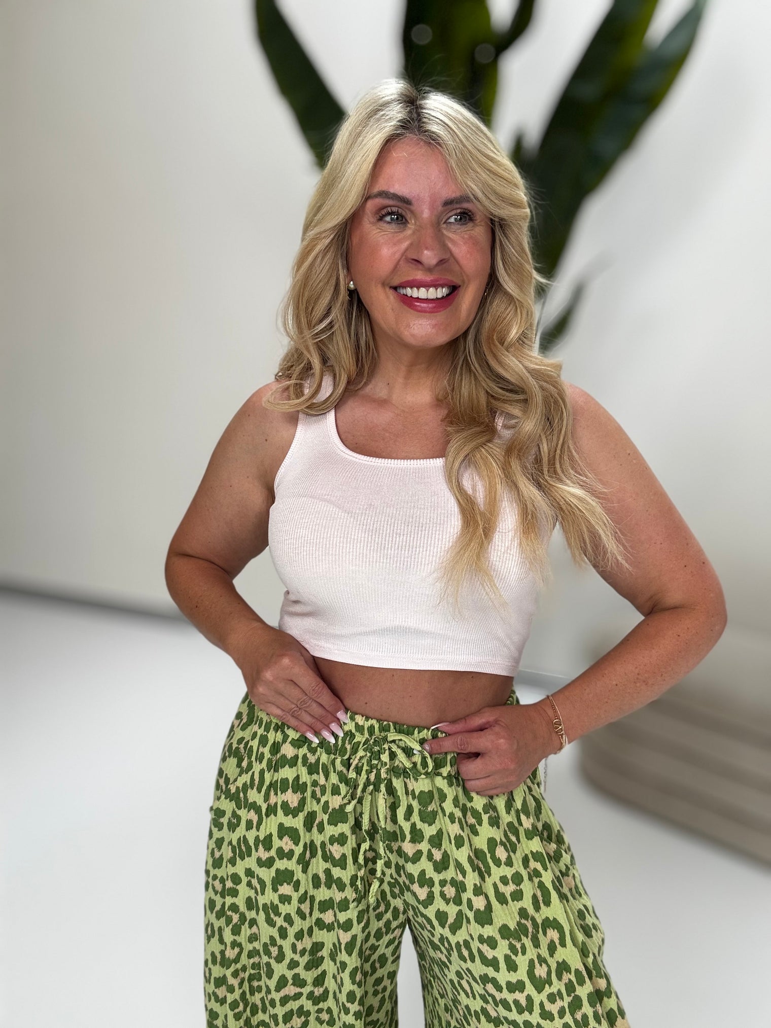 Signature Crop Top SOFTLY BASIC blush rosa