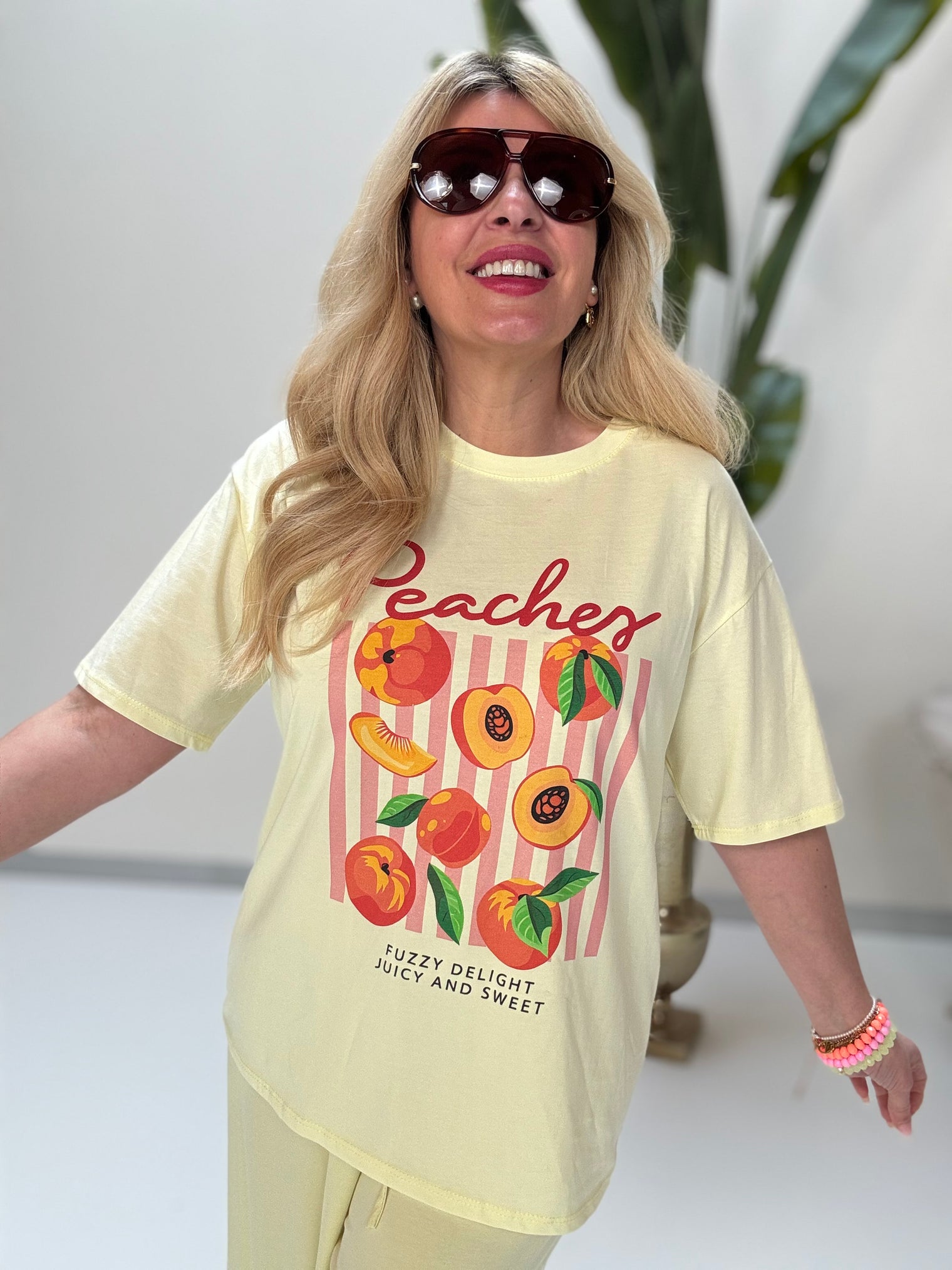 Statement Shirt PEACHES gelb