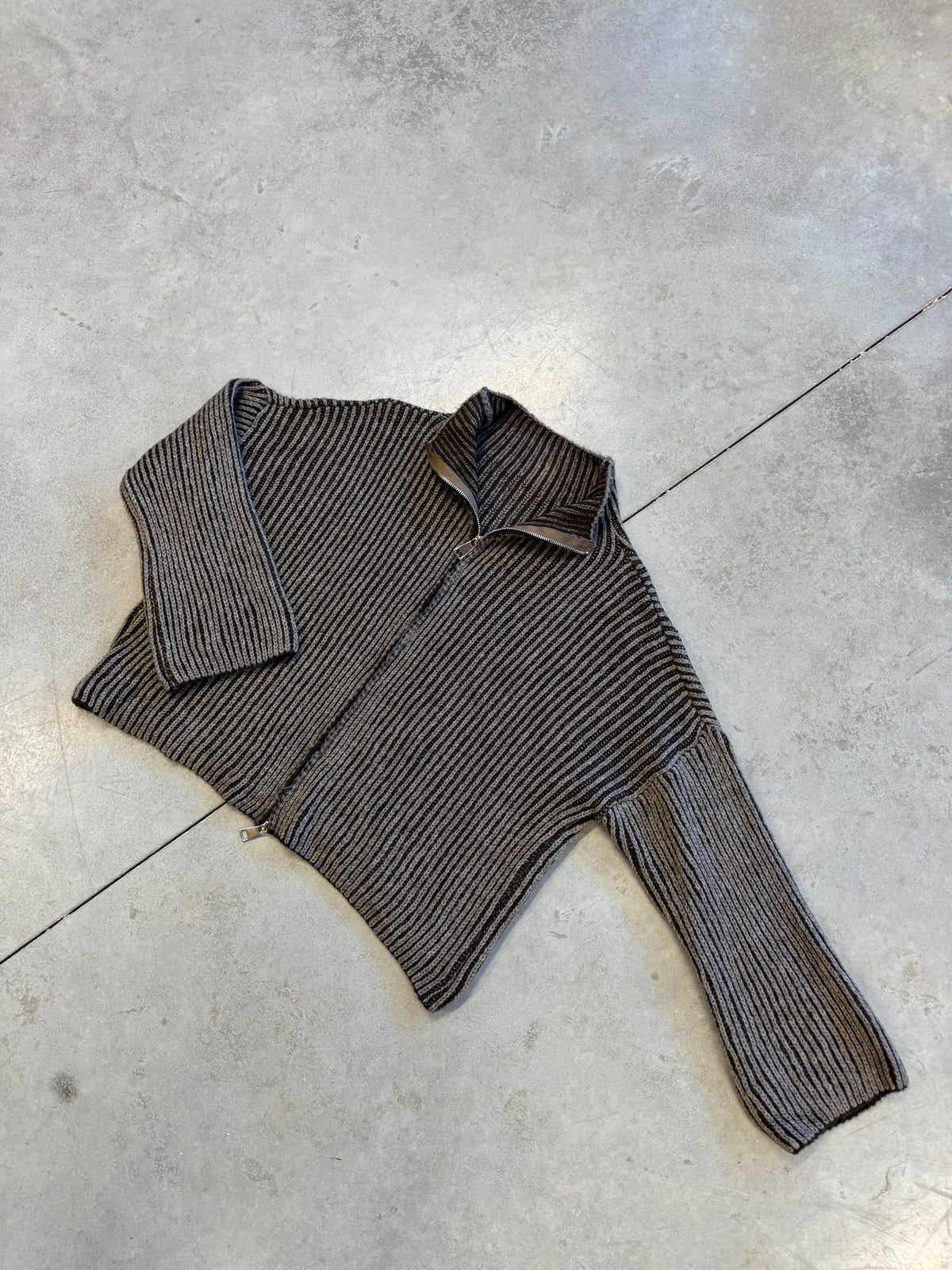 Strickjacke ZIPPER STRIPES dunkelbraun