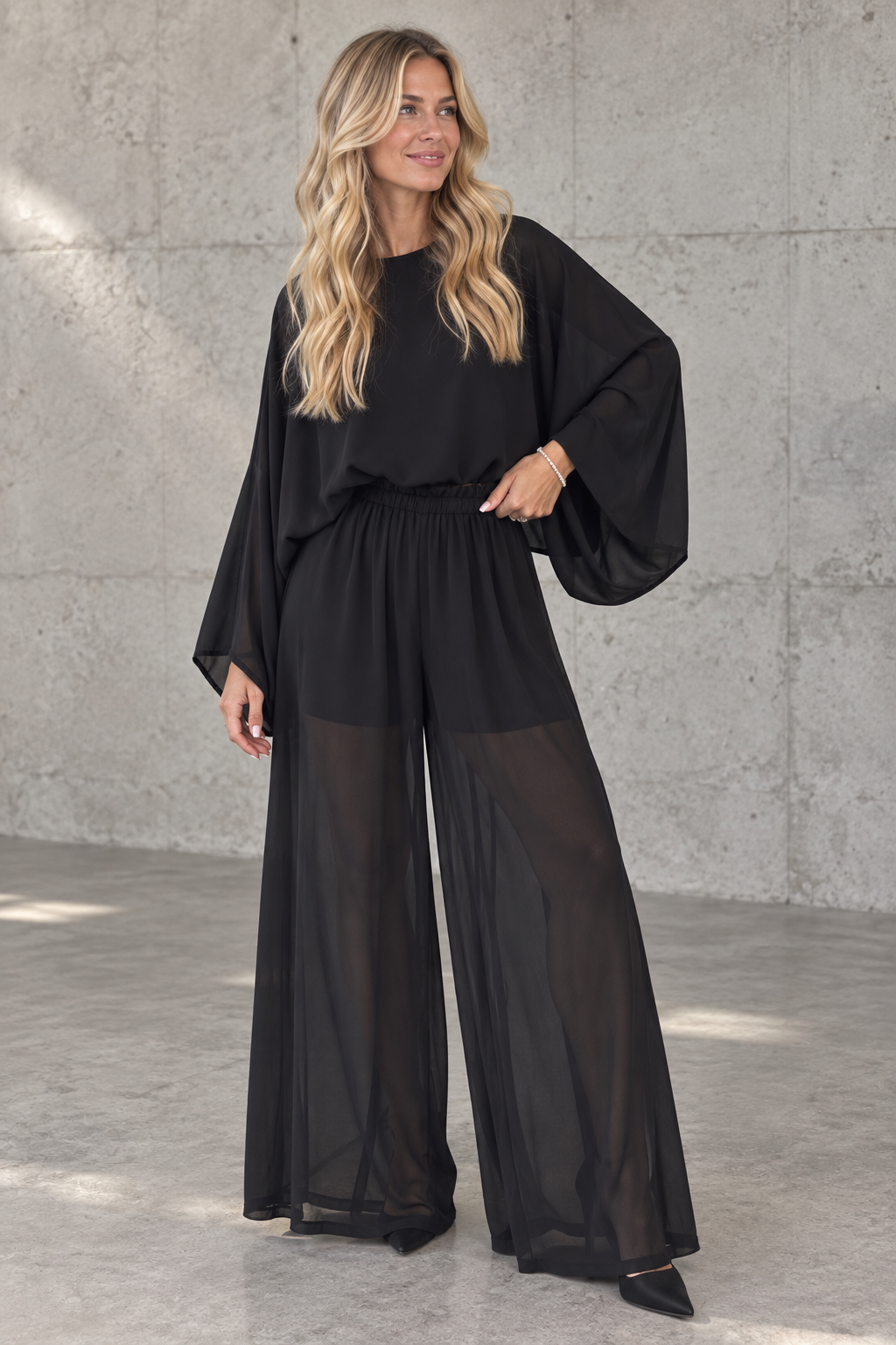 Transparent Bluse im Fledermaus Schnitt schwarz