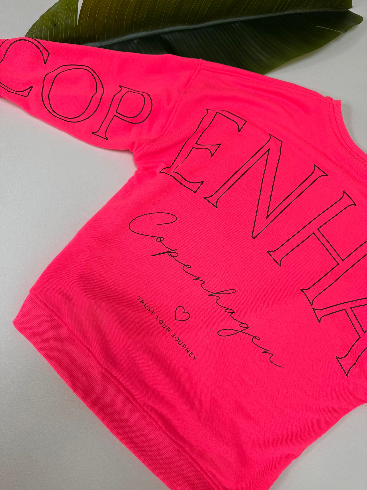 Sweater mit Rückenprint COPENHAGEN pink
