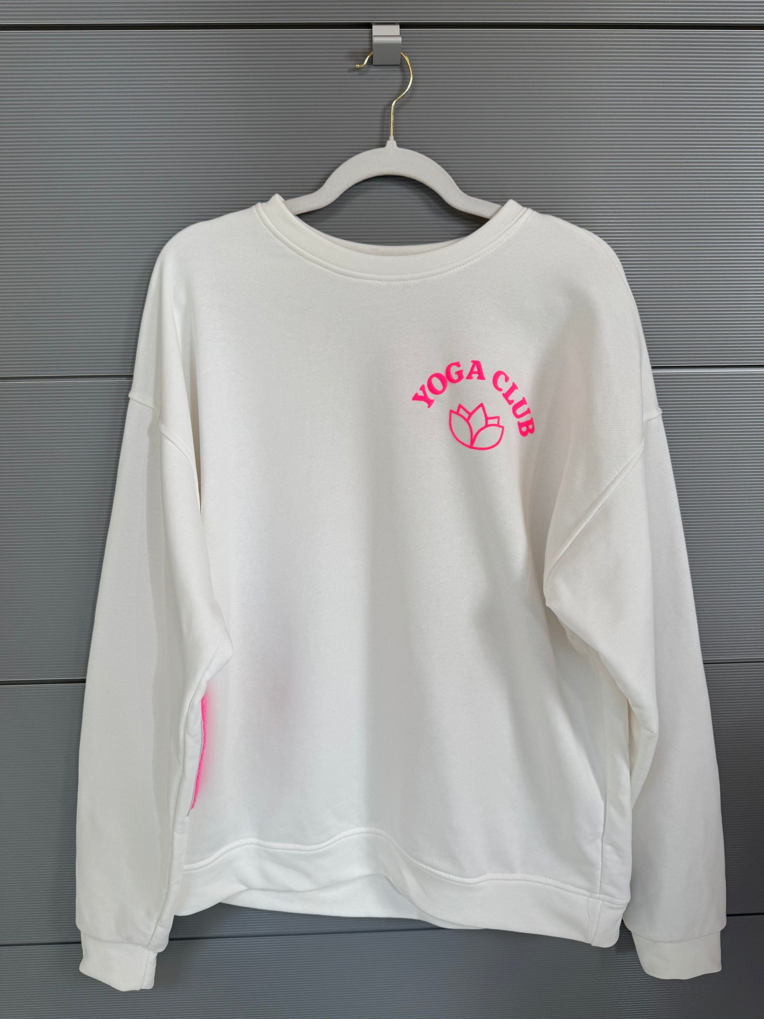 Premium Sweater YOGA CLUB mit Rückenprint