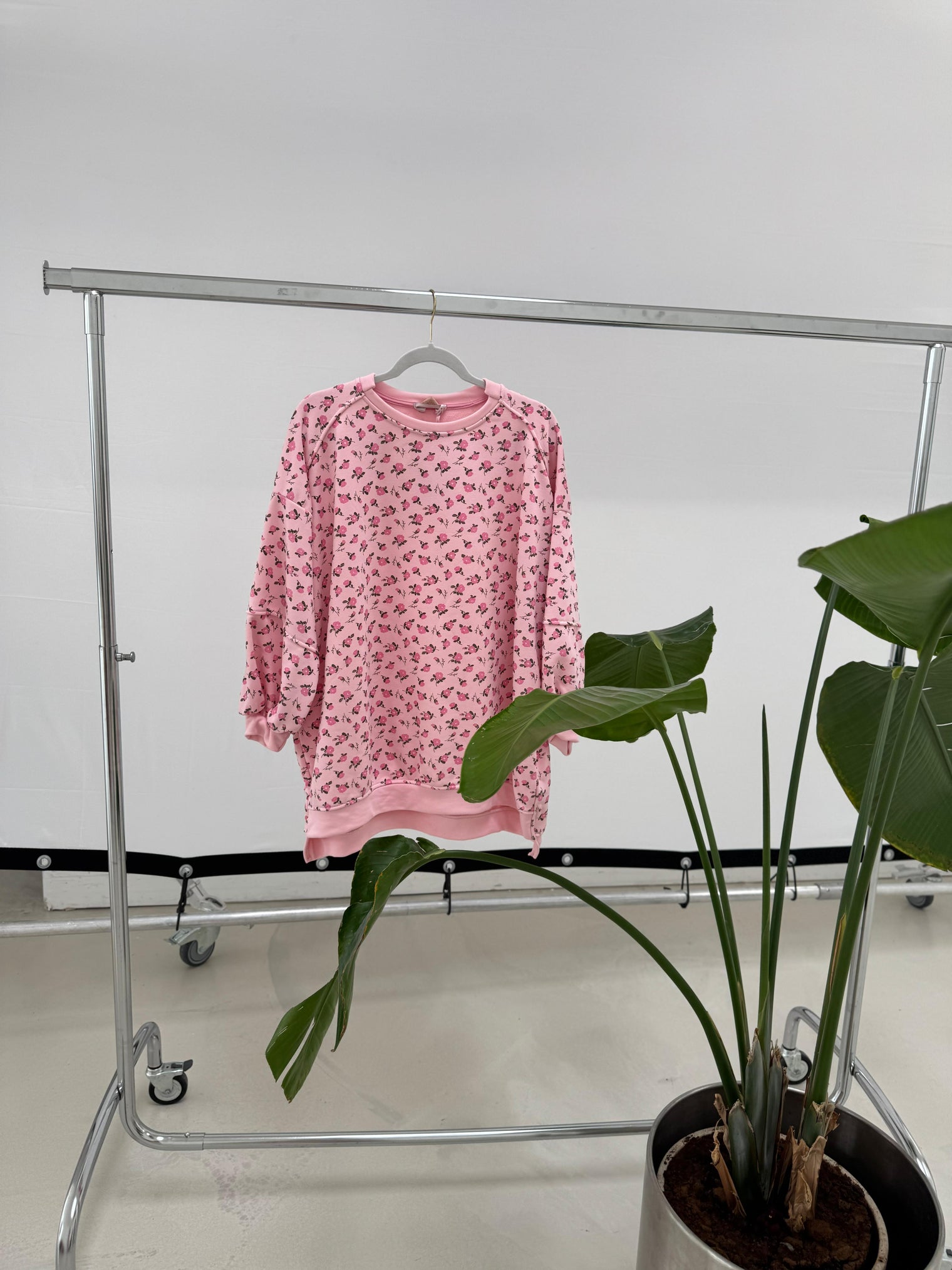 Oversize Sweater rosa FLOWER GARDEN