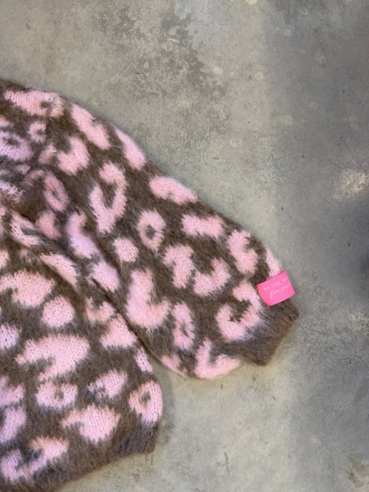 Strickjacke mit Knopfleiste taupe/rosa LEO