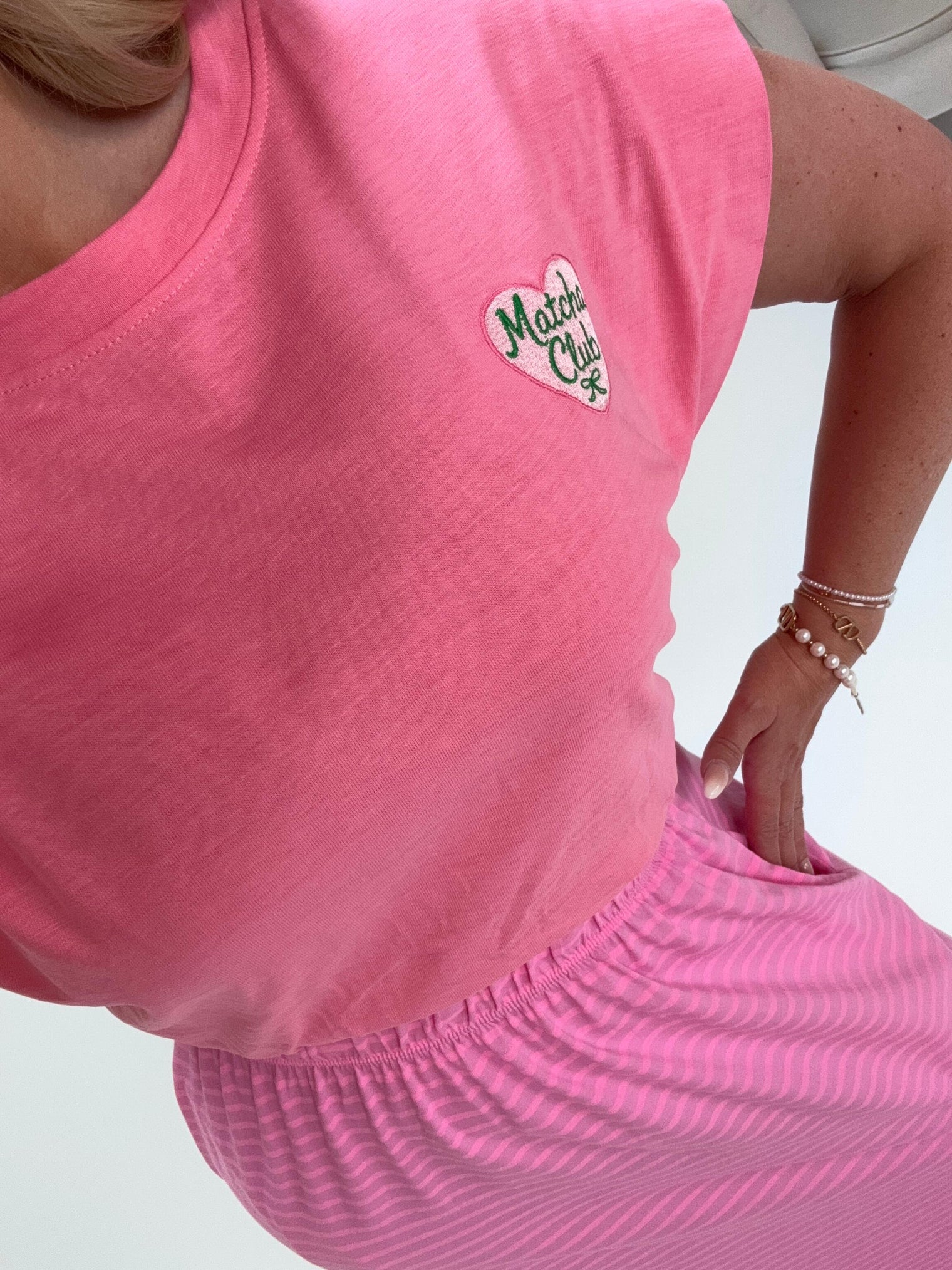 Statement Shirt pink MATCHA CLUB mit gesticktem Herz