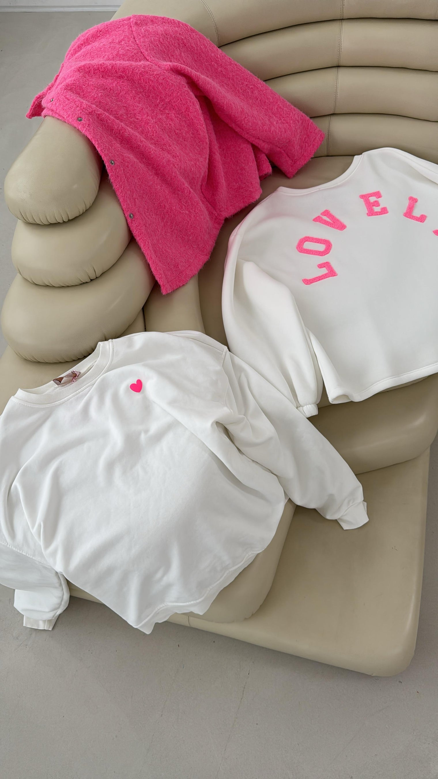 Sweater weiß LOVELY pink