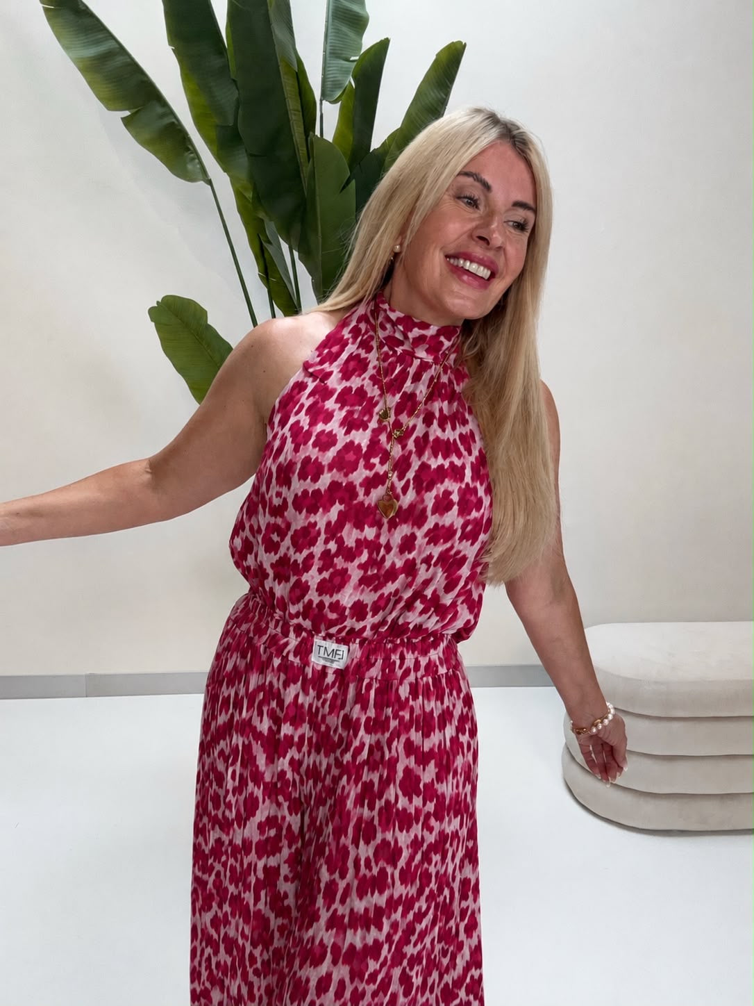 Neckholder Top mit Bindedetail creme LEO rot/pink