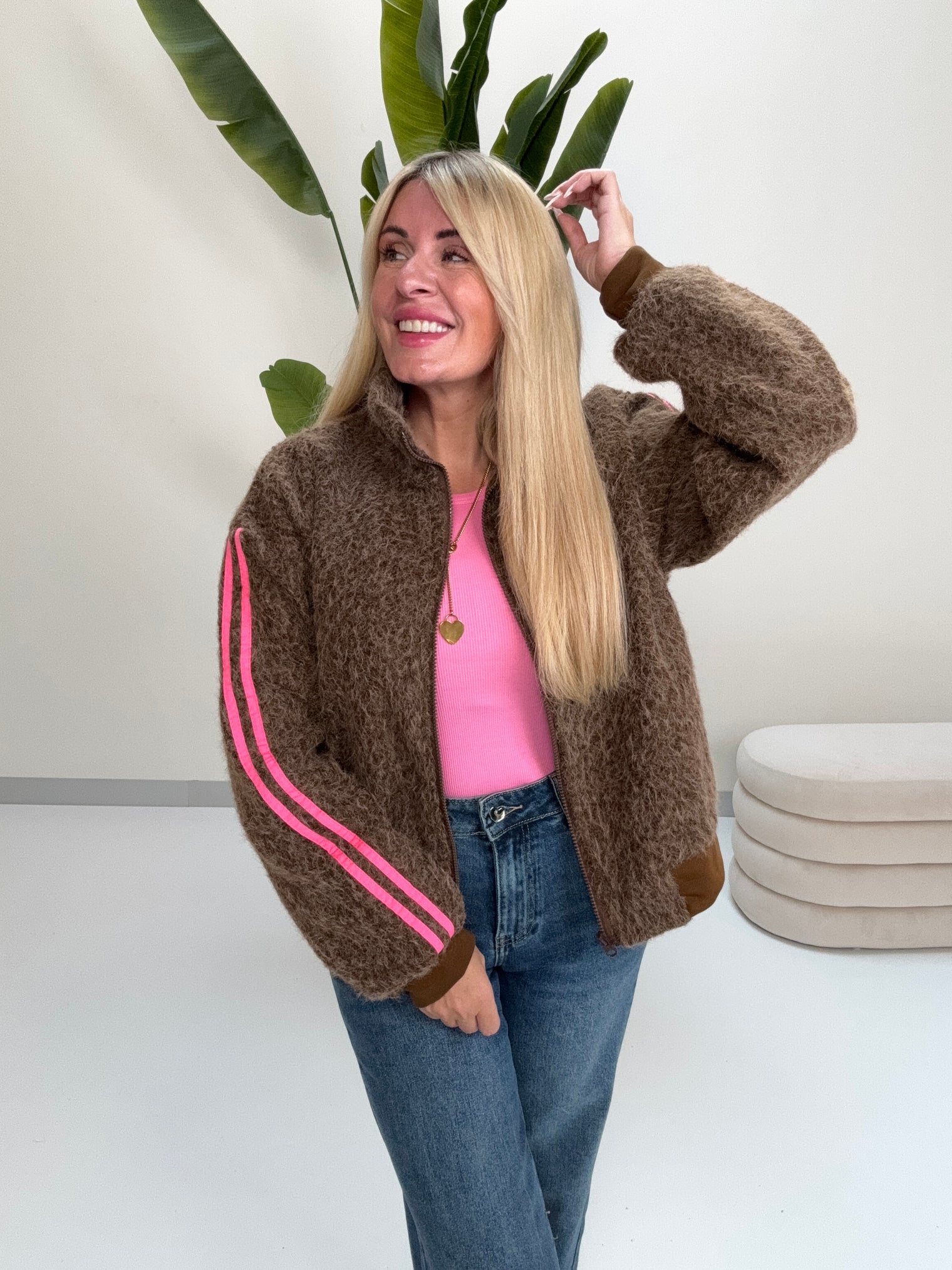 Jacke SPRORTY COZYNESS chocolate/pink mit seitlichen Streifen