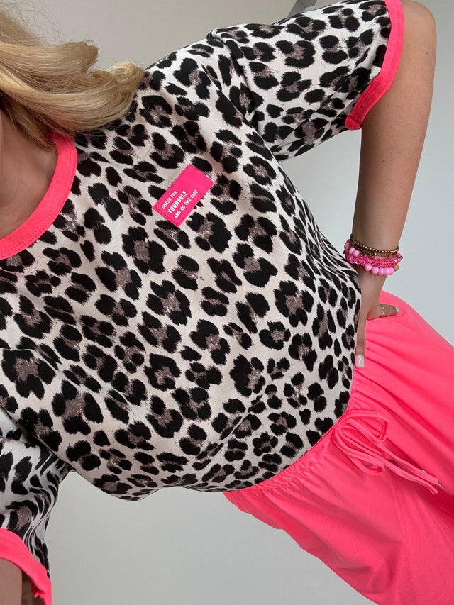 Statement Shirt leo DRESS FOR YOURSELF mit Patch & farblich abgesetzten Details