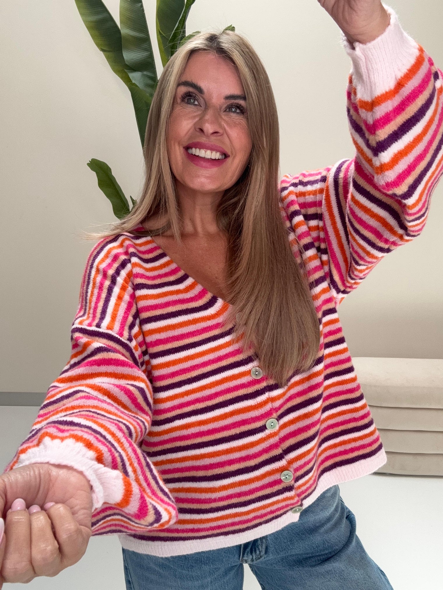Kuschel Strickjacke mit Knopfleiste pink/orange/pflaume/apricot/weiß