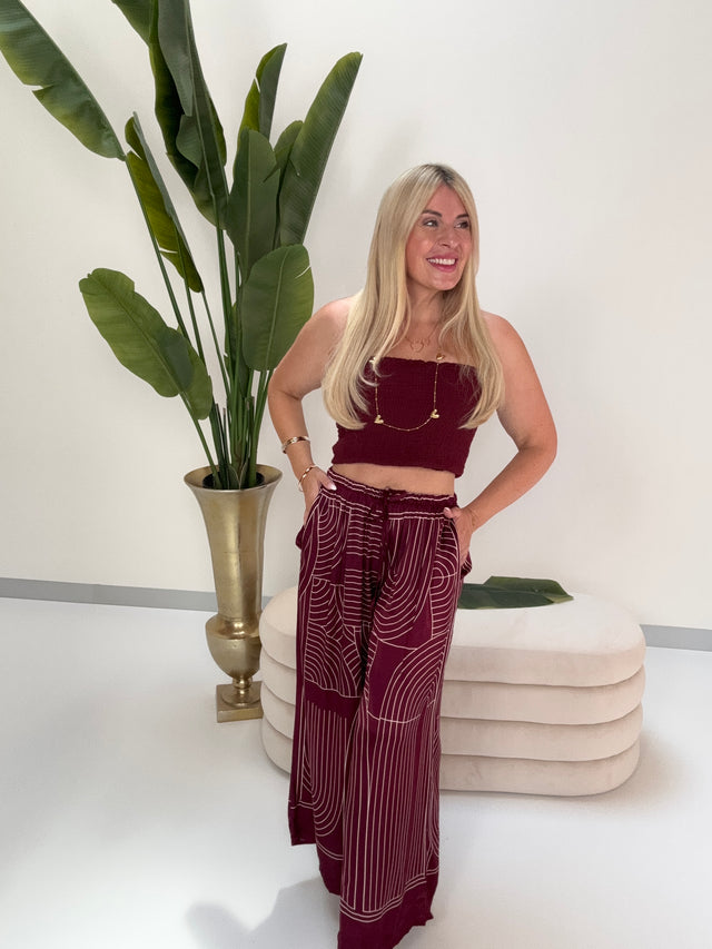 Luftige Sommerhose LUXURY CLEAN GIRL mit Seidenoptik burgundy