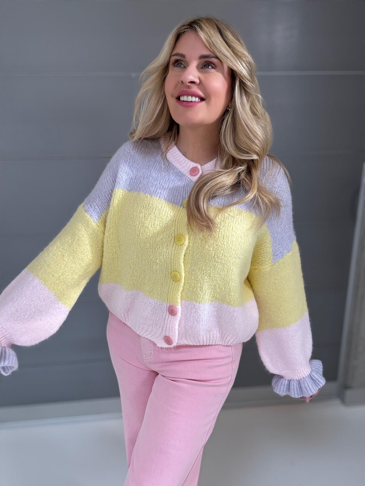 Strickjacke CANDY RAINBOW flieder/gelb/rosa