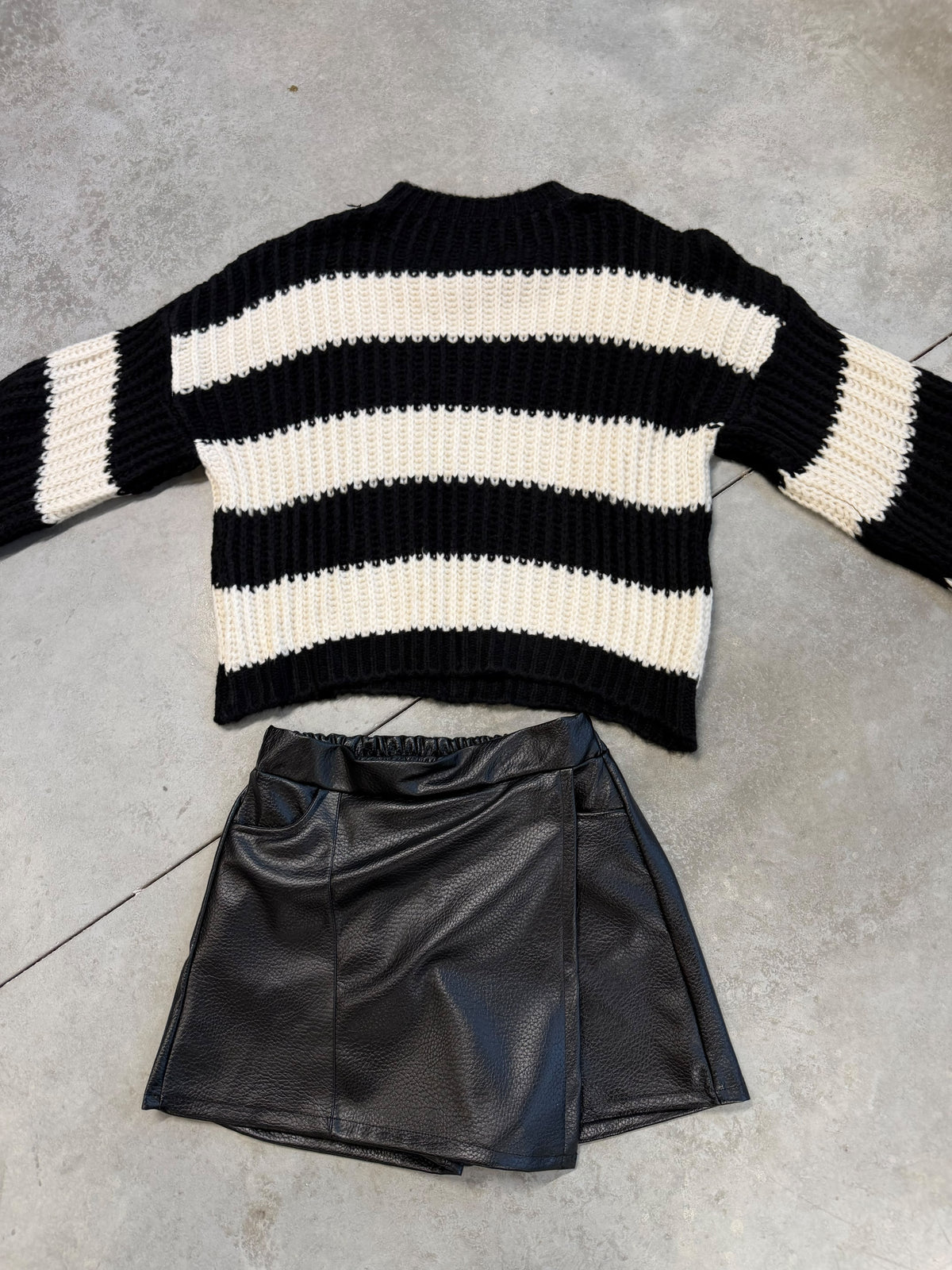 Strickpullover ONLY COZY VIBES schwarz/creme