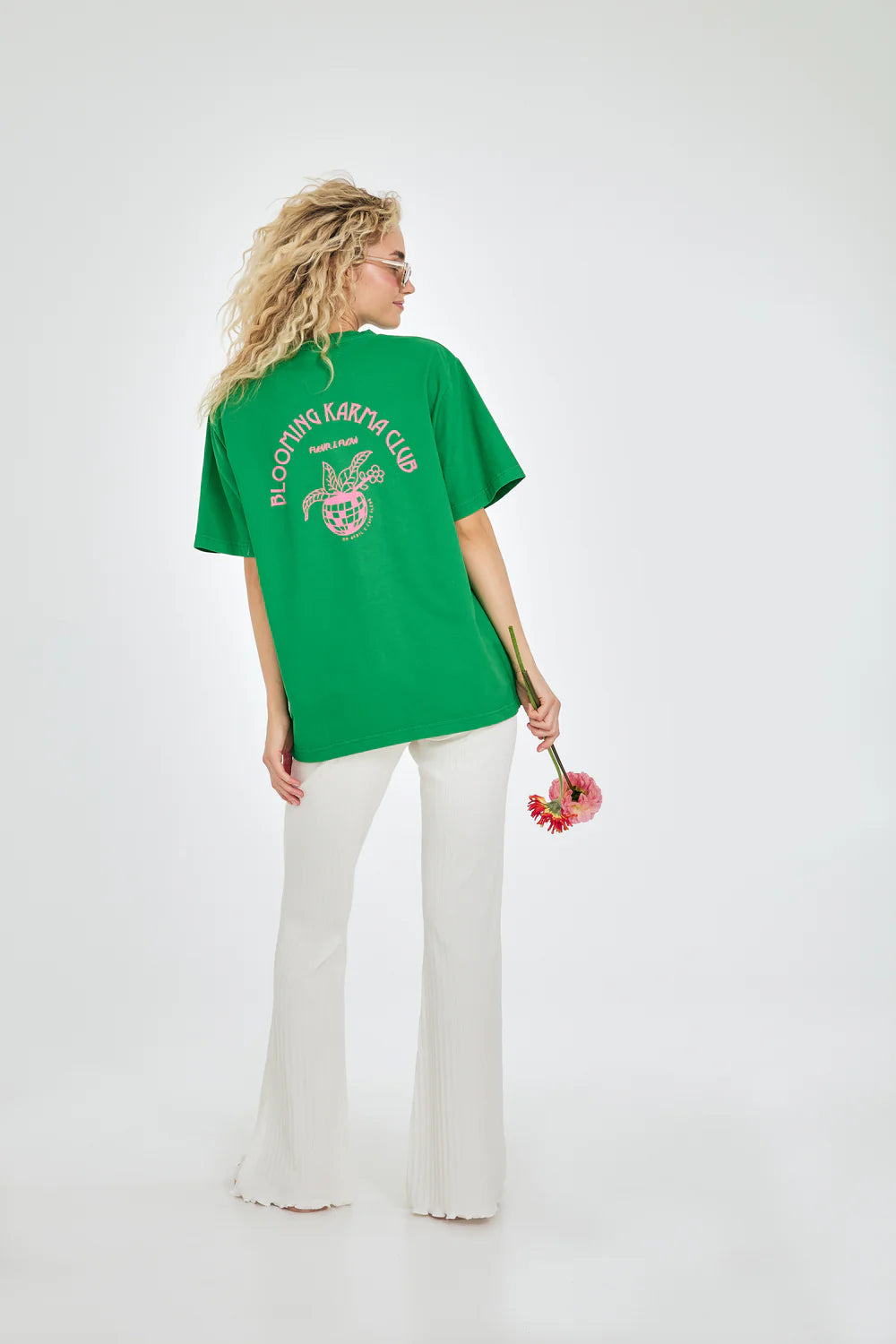 OH APRIL Boyfriend T-Shirt Blooming Club Evergreen Dream