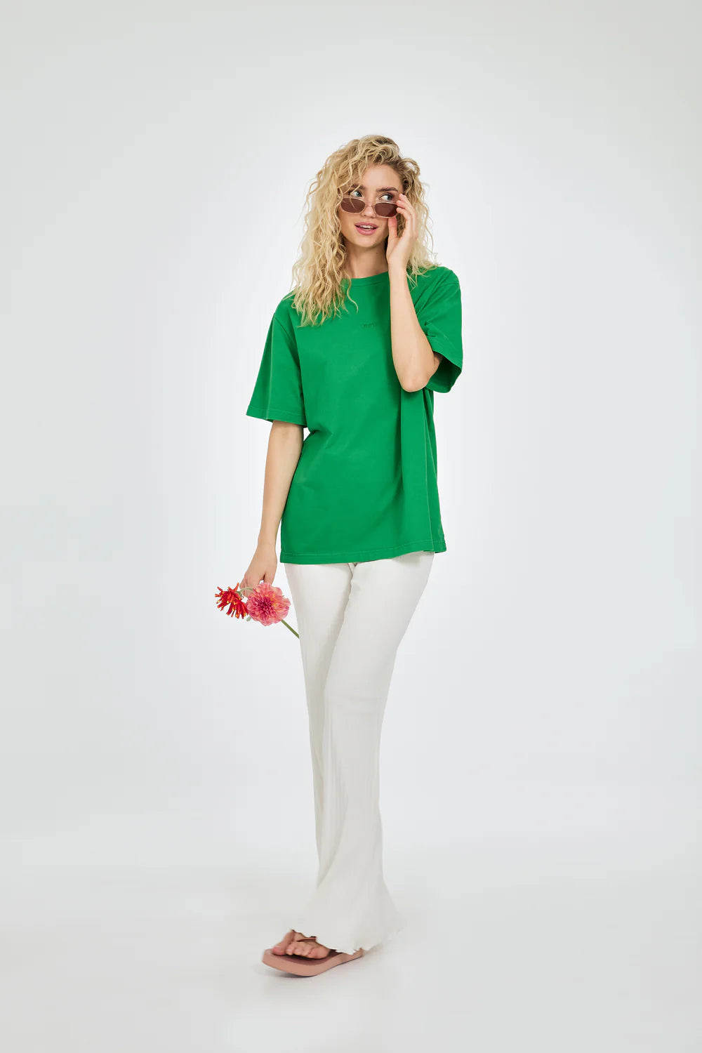 OH APRIL Boyfriend T-Shirt Blooming Club Evergreen Dream