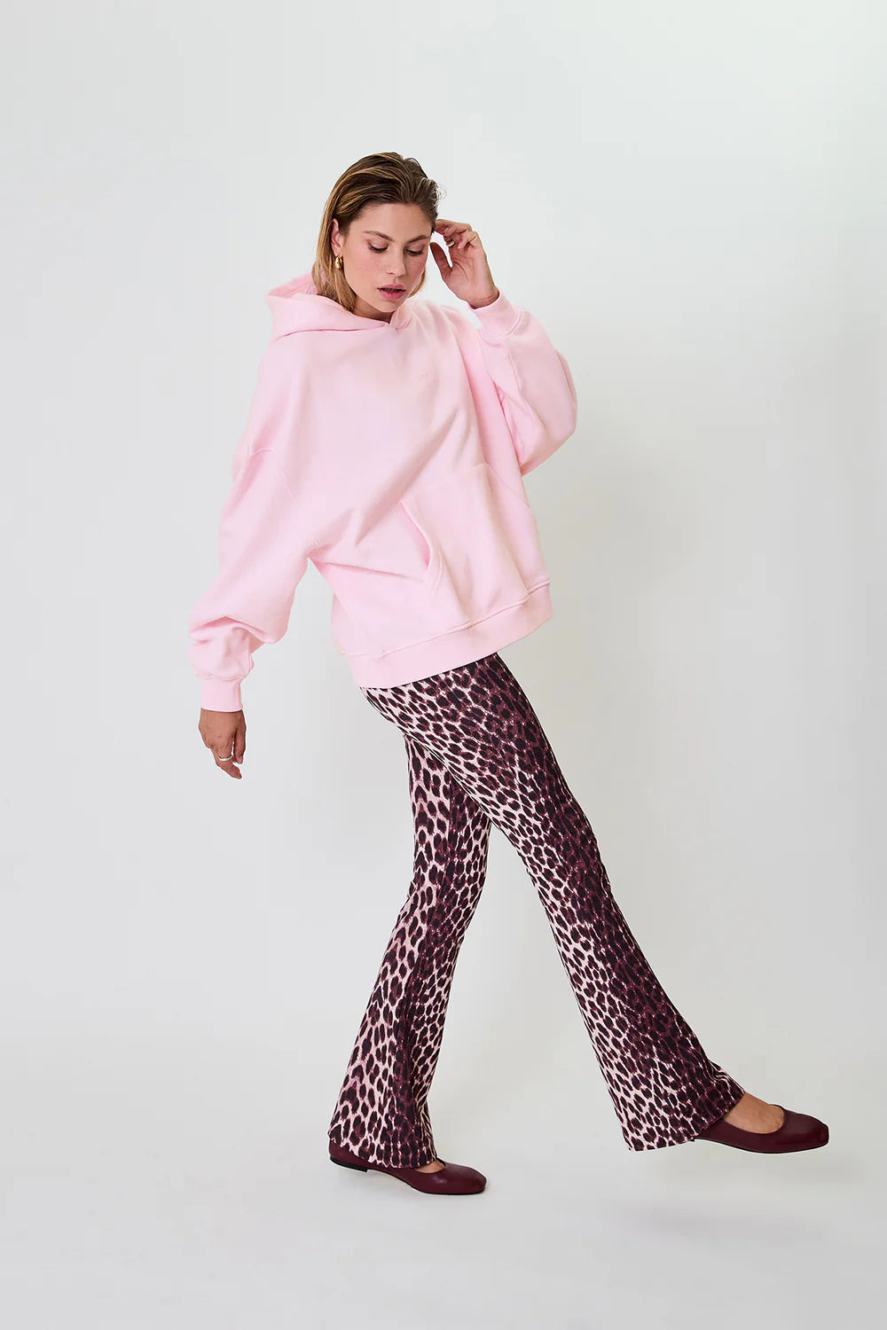 OH APRIL Boyfriend Hoodie Iconic Sugar Pink