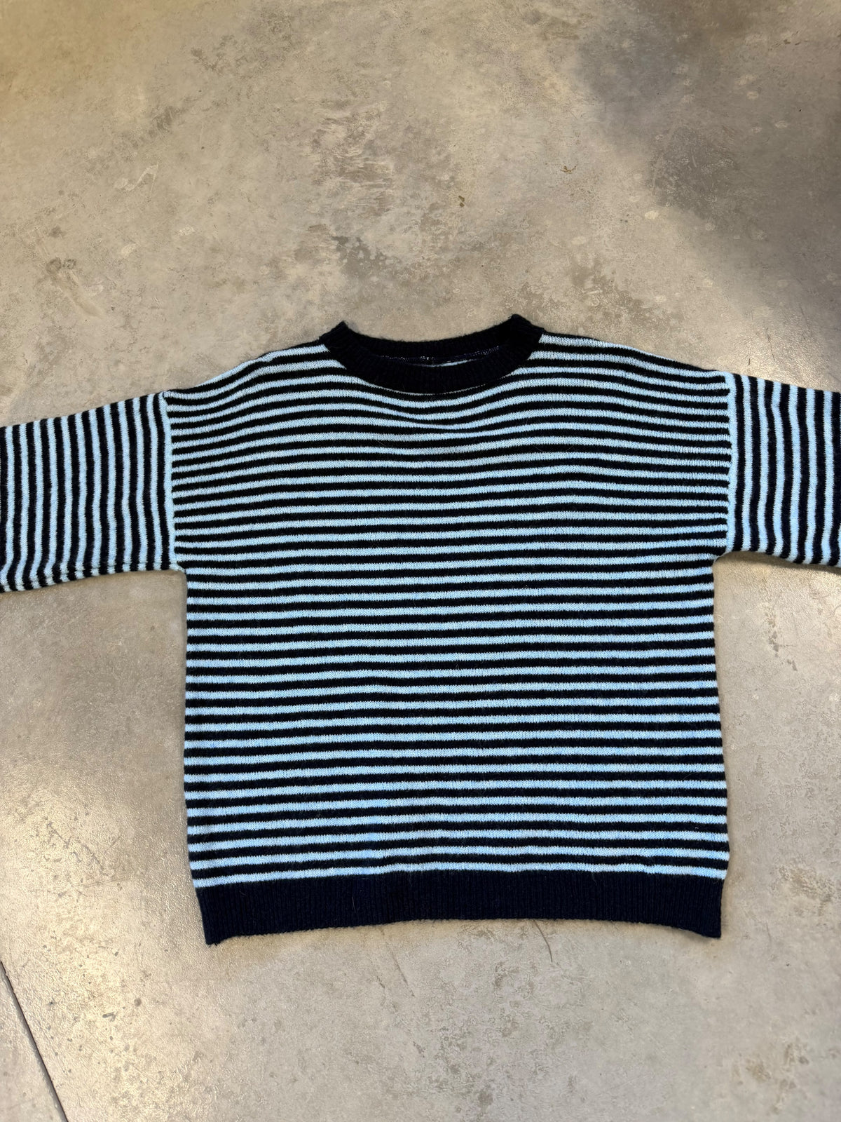 Kuscheliger Strickpullover ICONIC CLUB navy/hellblau
