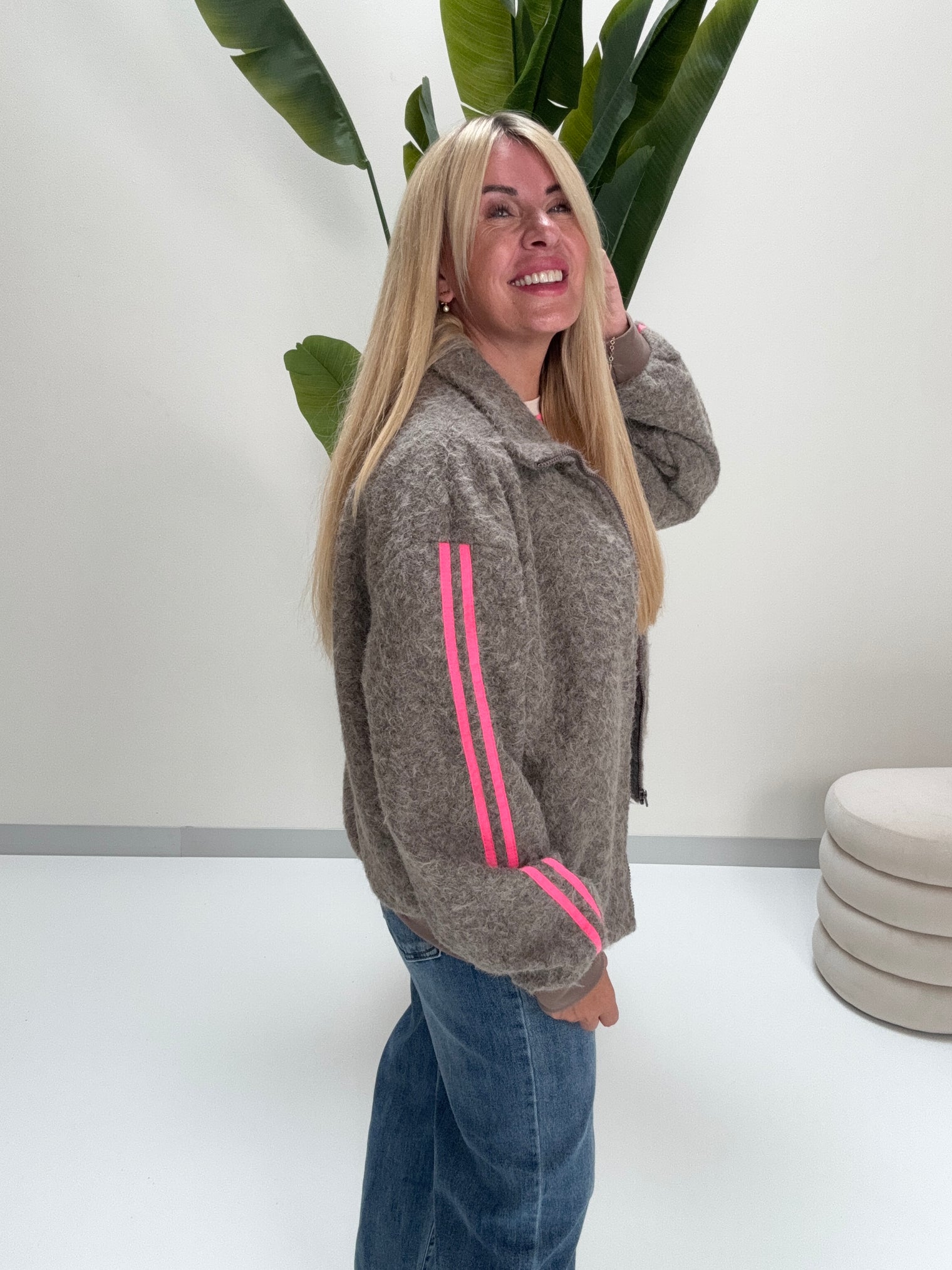 Jacke SPRORTY COZYNESS soft taupe/pink mit seitlichen Streifen
