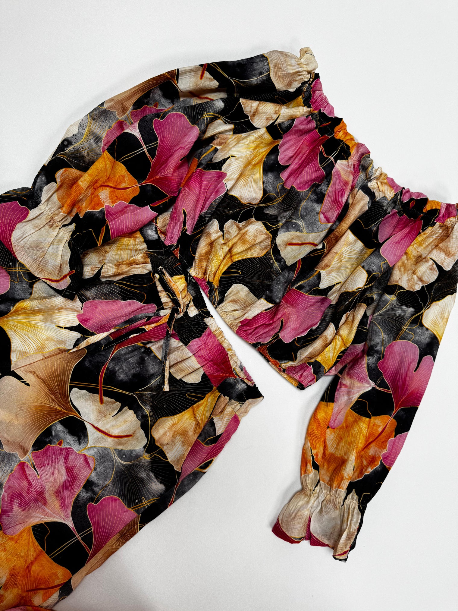 Carmen Bluse langarm FLORAL QUEEN schwarz/pink/creme