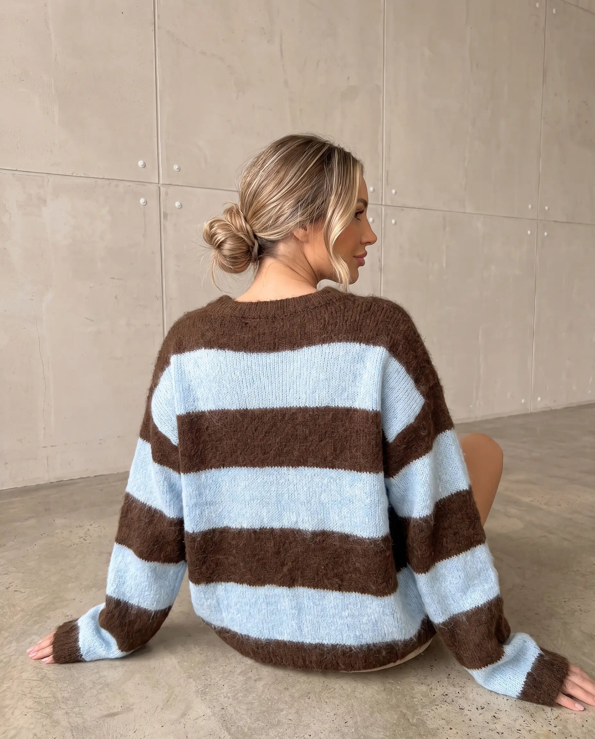 Kuschelweicher Strickpullover mit Alpakaanteil blau/braun