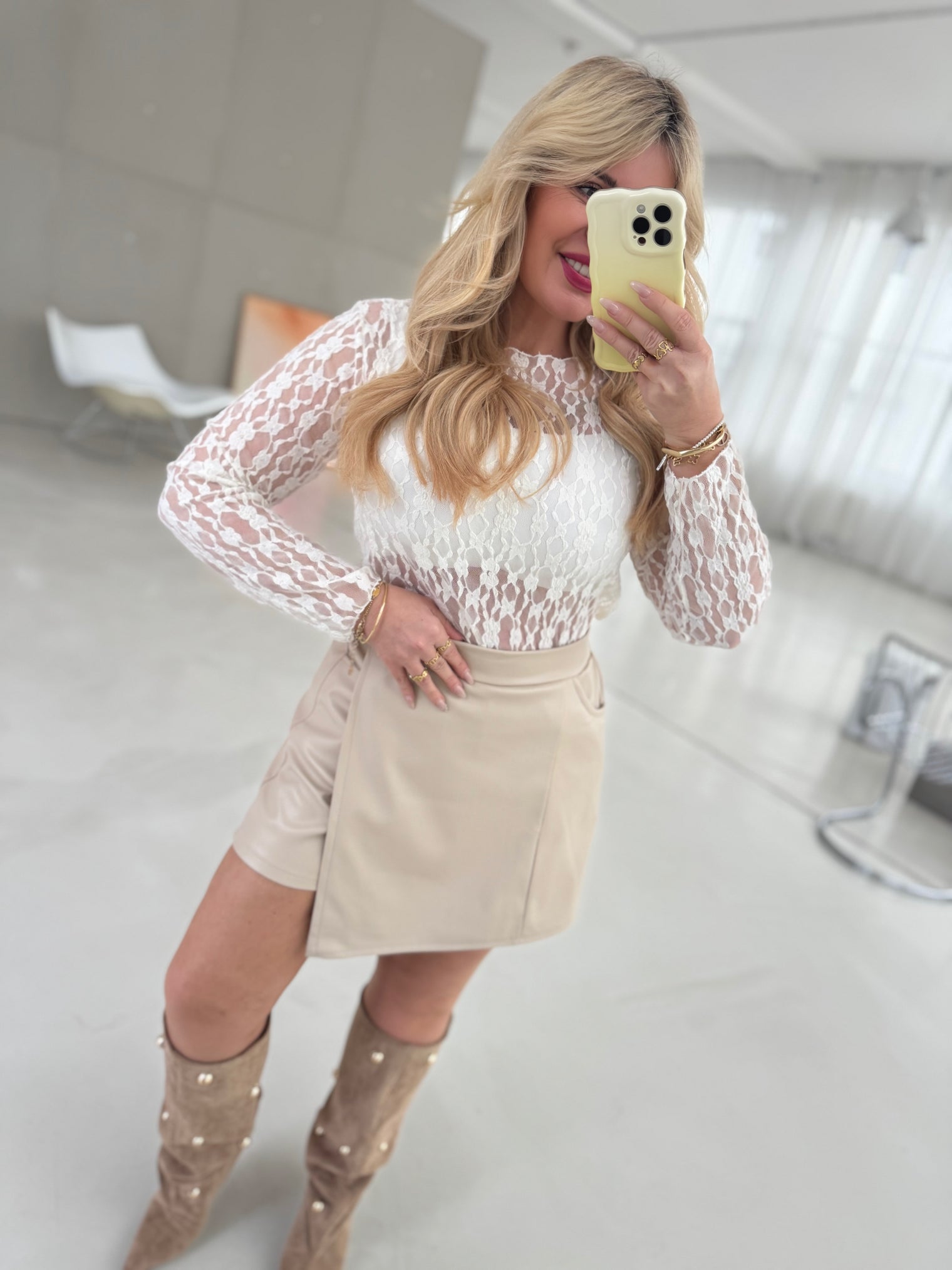 Luxury PU Hosenrock Creme