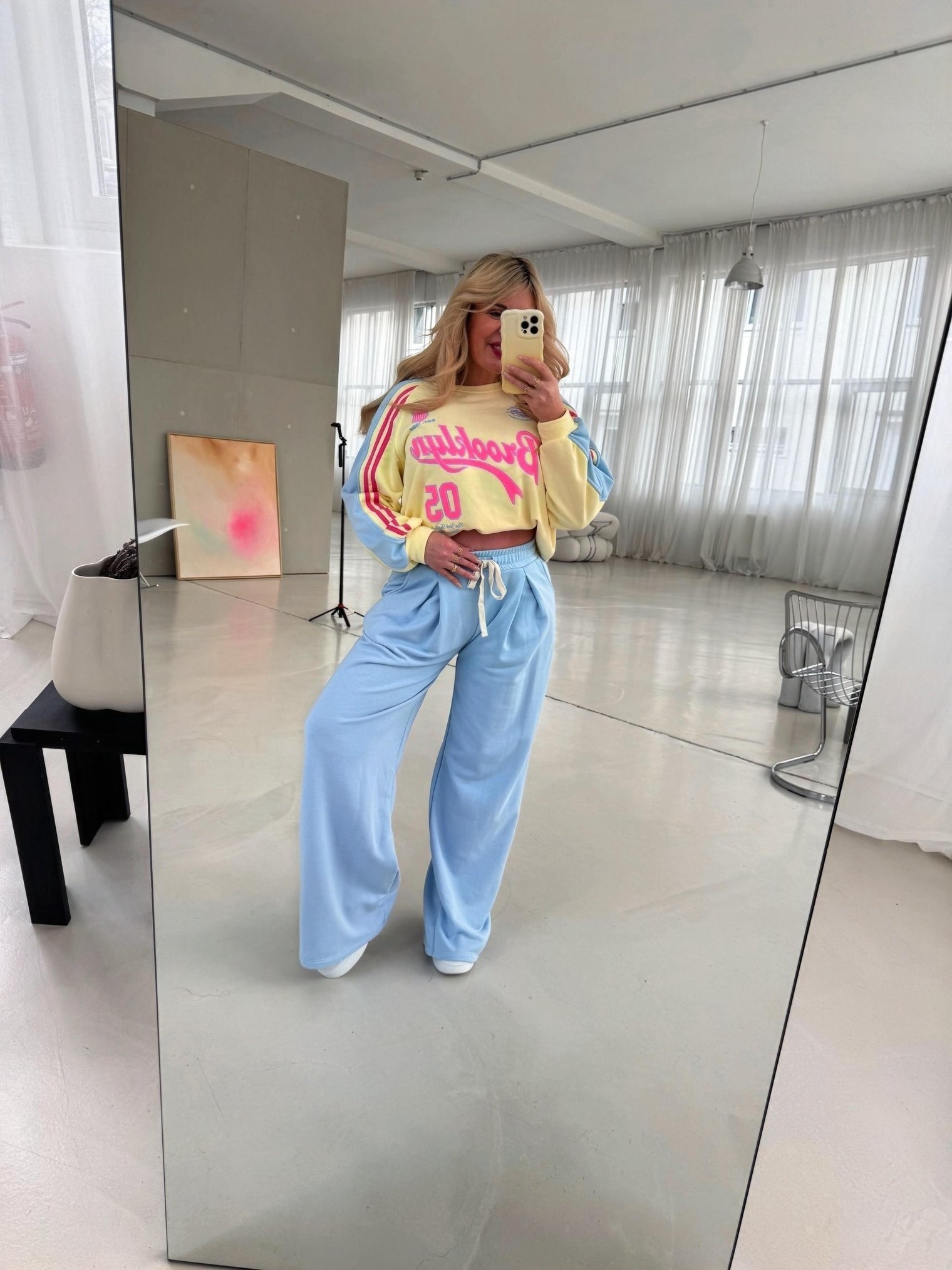 Hose himmelblau FEELS LIKE HOME